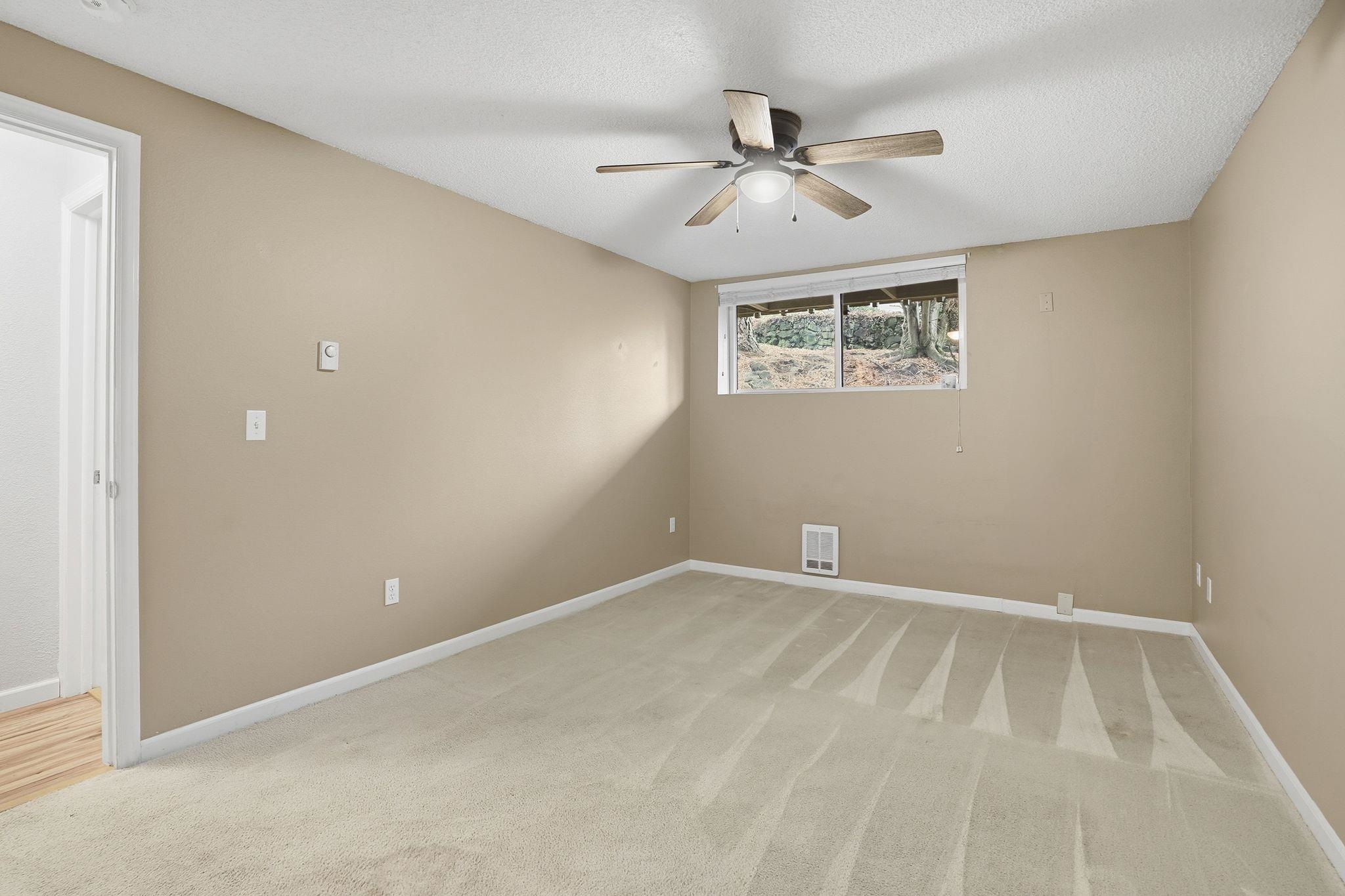 844 W Cliff Dr - Photo 16