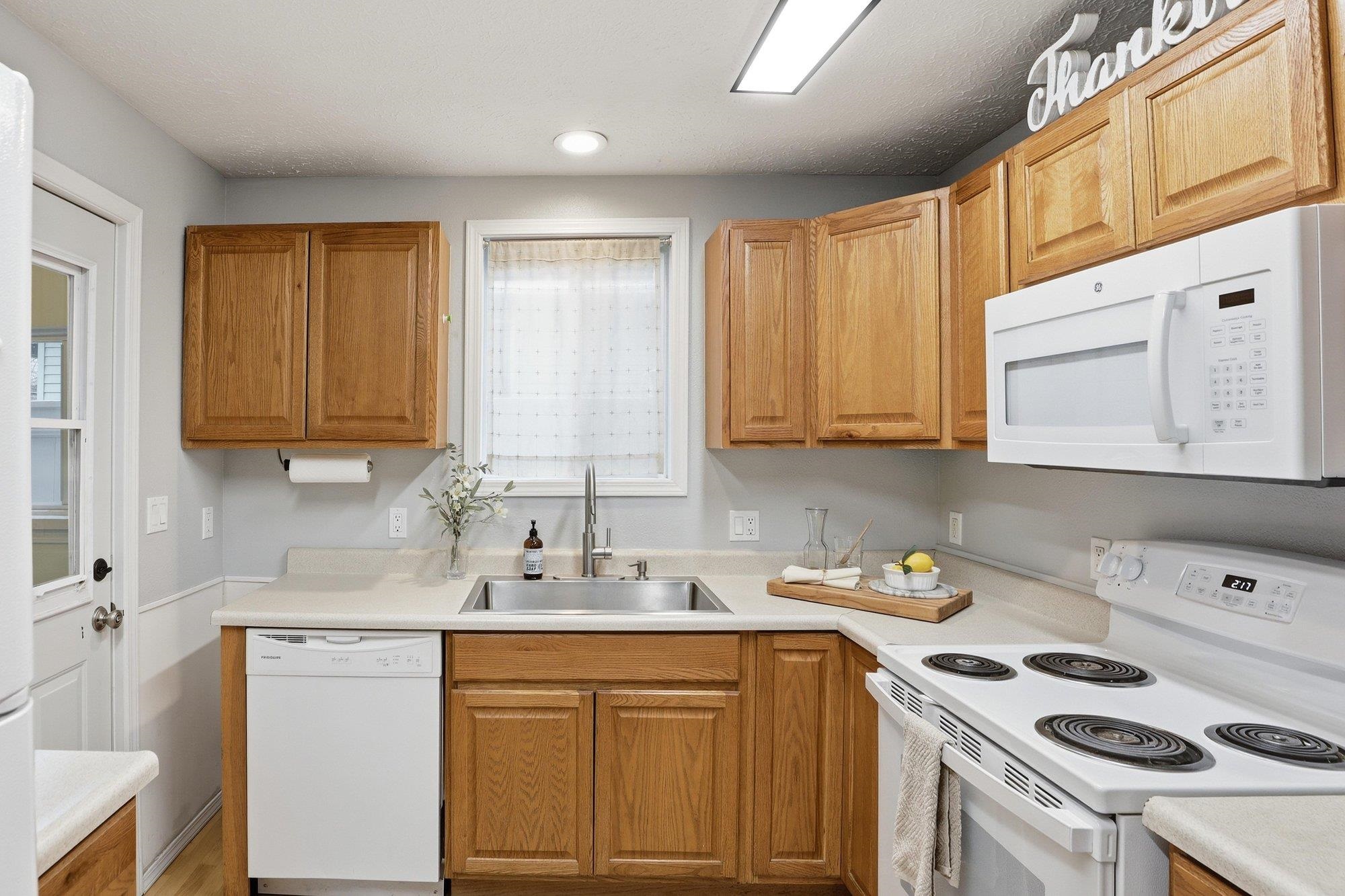 512 W Montgomery Ave - Photo 16