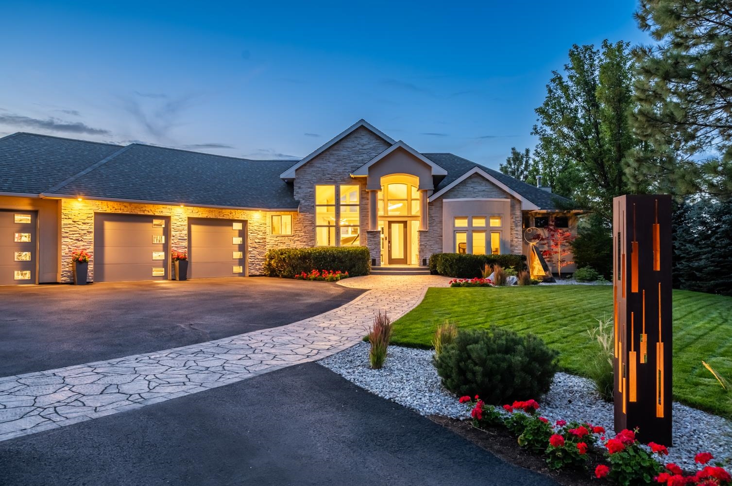 1517 E Wildflower Ln - Photo 5