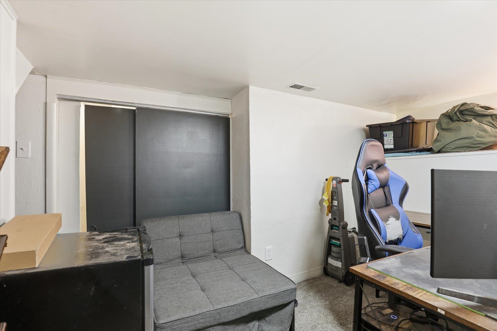 2024 W Spofford Ave - Photo 16