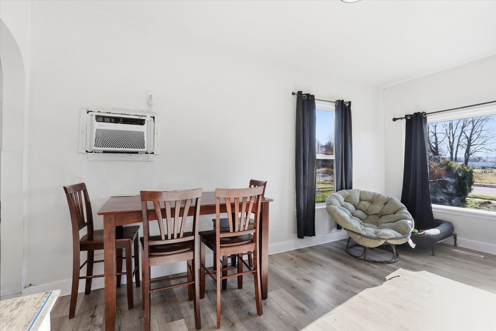 2024 W Spofford Ave - Photo 5