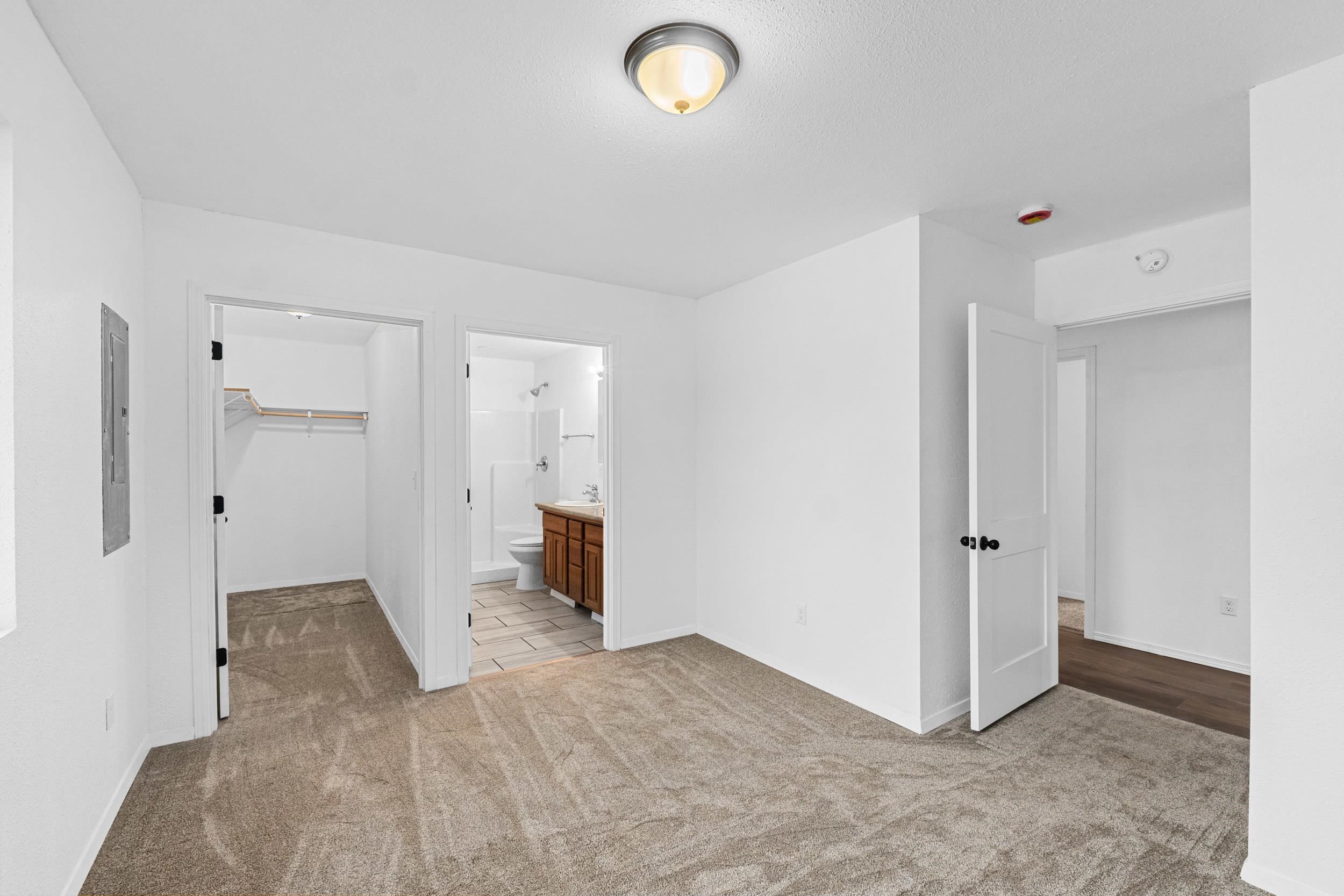 749 N Warren Ave - Photo 15