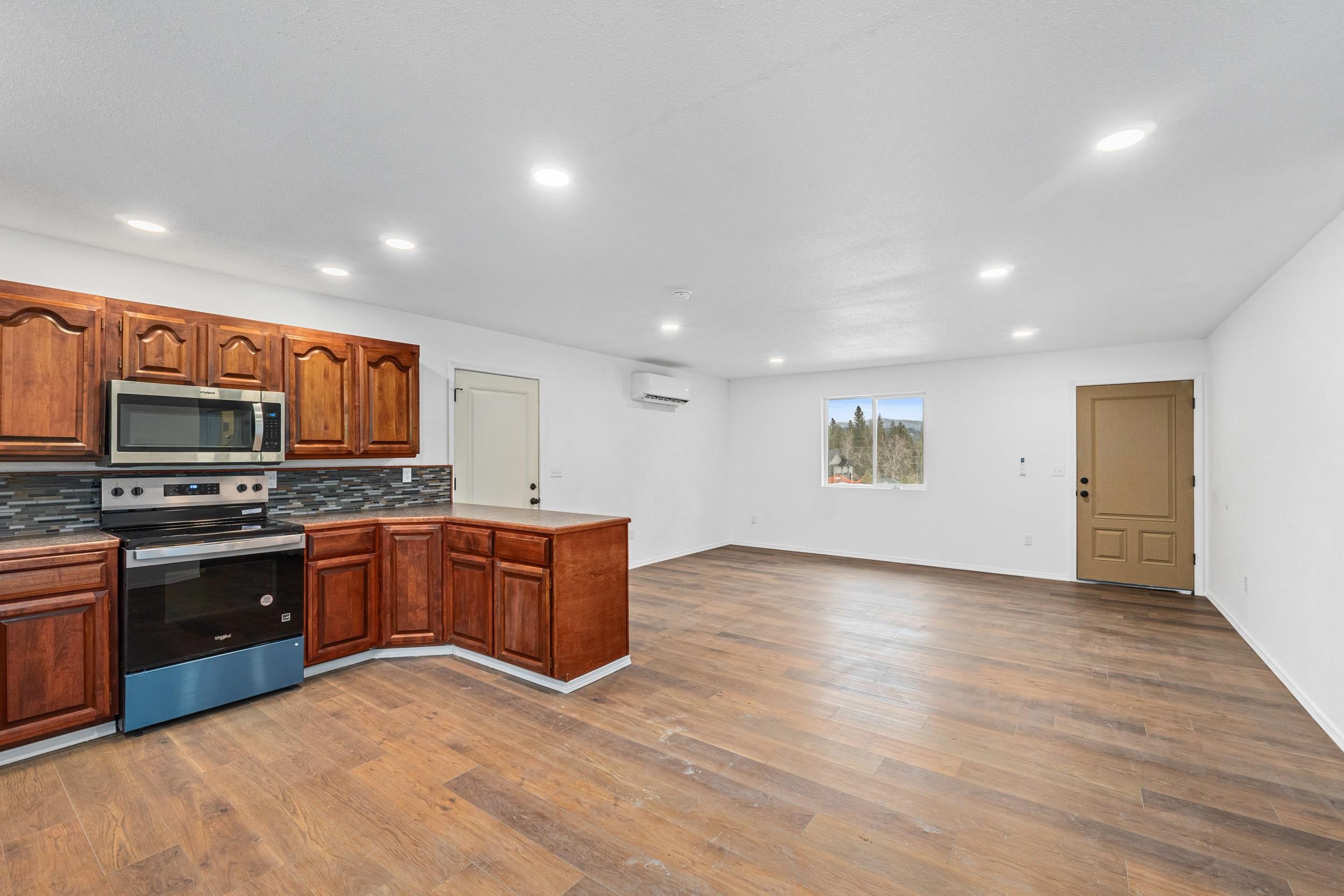 749 N Warren Ave - Photo 9
