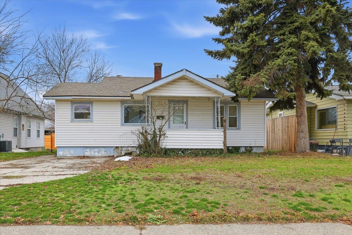 5023 N Lee St - Photo 1