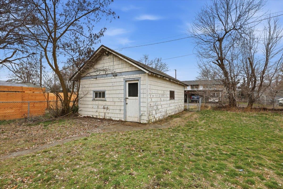 5023 N Lee St - Photo 17