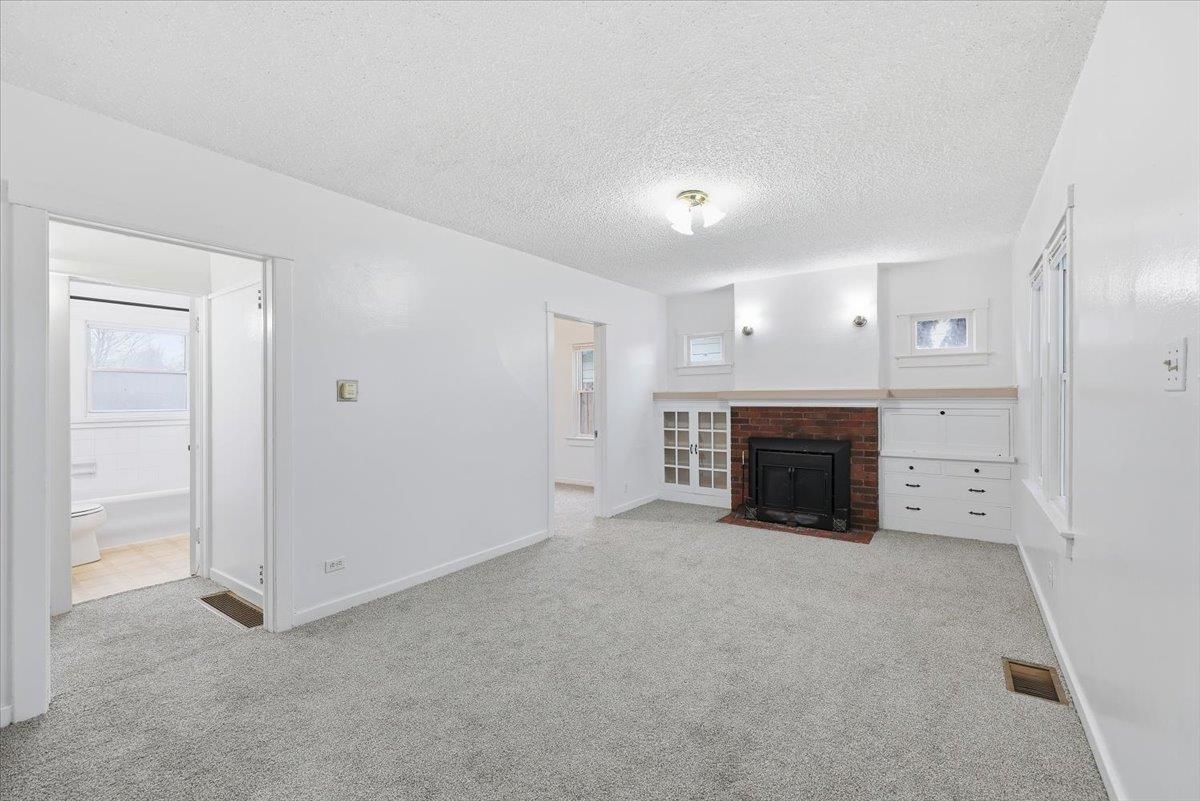 5023 N Lee St - Photo 3
