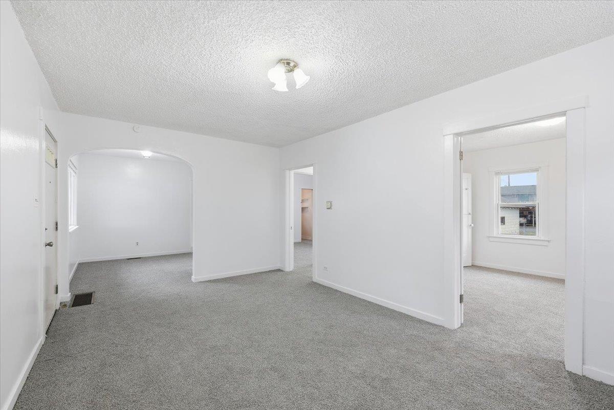 5023 N Lee St - Photo 5