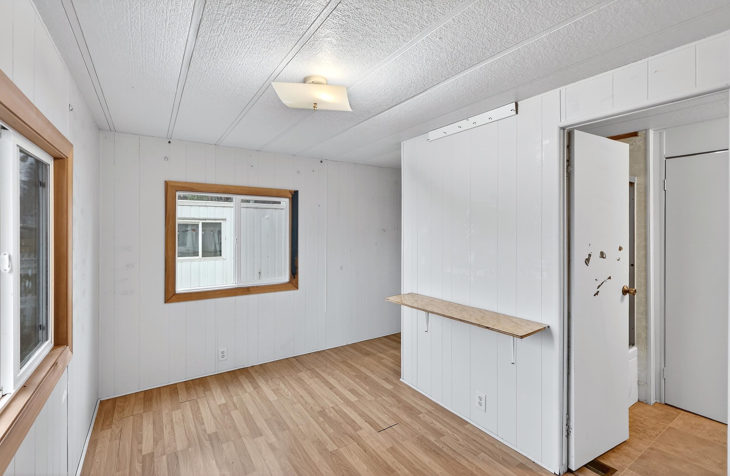 9518 E 4th Ave - Photo 17