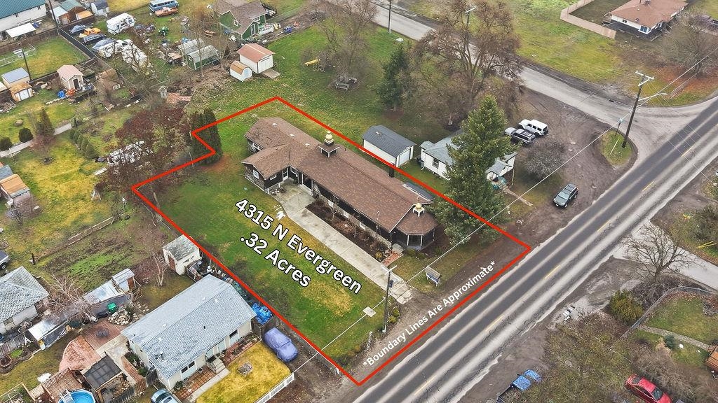 4315A N Evergreen Rd - Photo 2