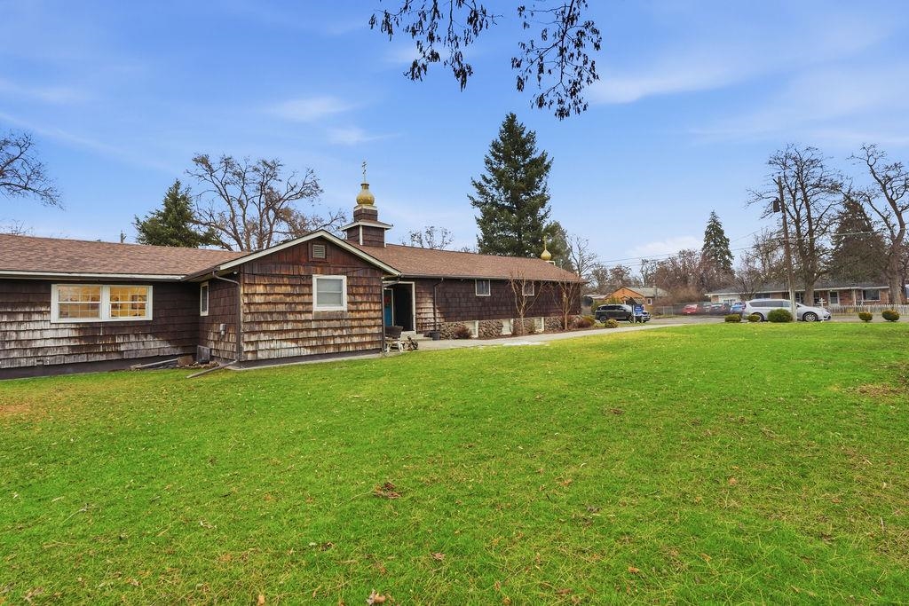 4315A N Evergreen Rd - Photo 18
