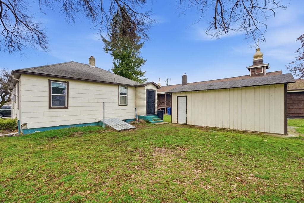 4315A N Evergreen Rd - Photo 41