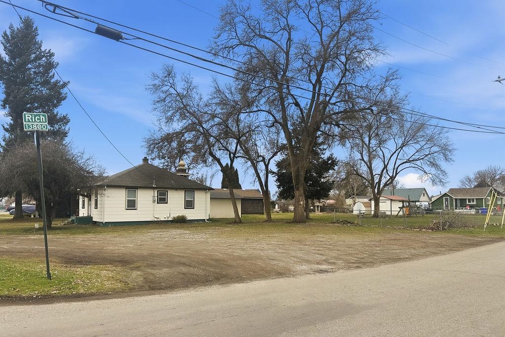 4315A N Evergreen Rd - Photo 42