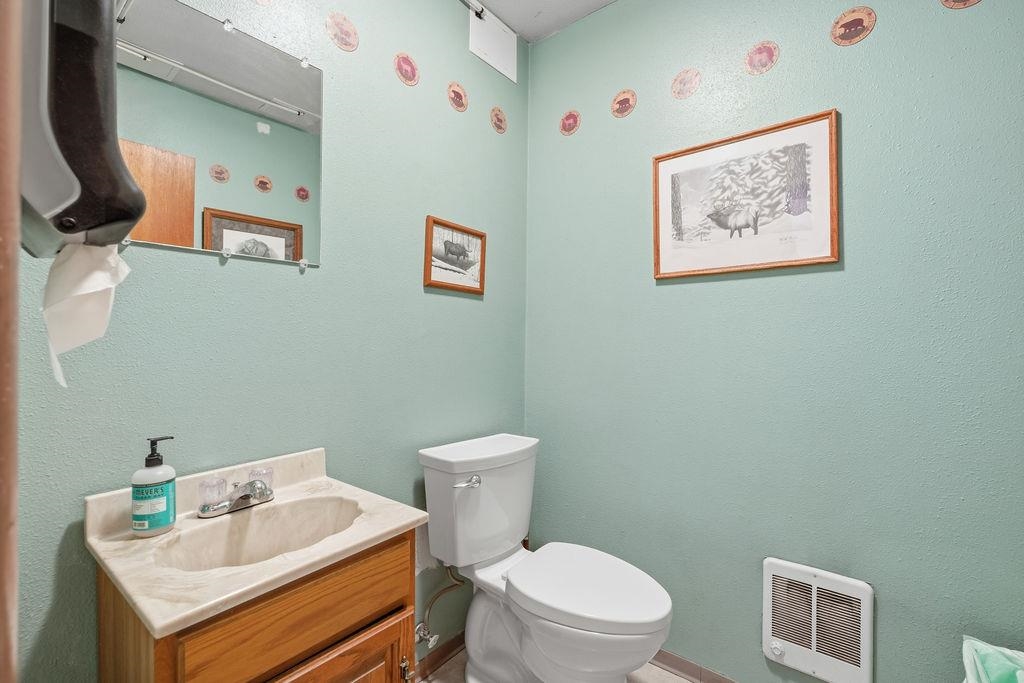 4315A N Evergreen Rd - Photo 10