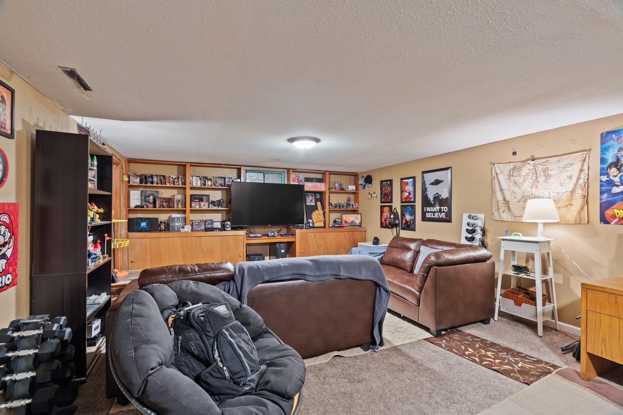 13013 E 22nd Ave - Photo 15