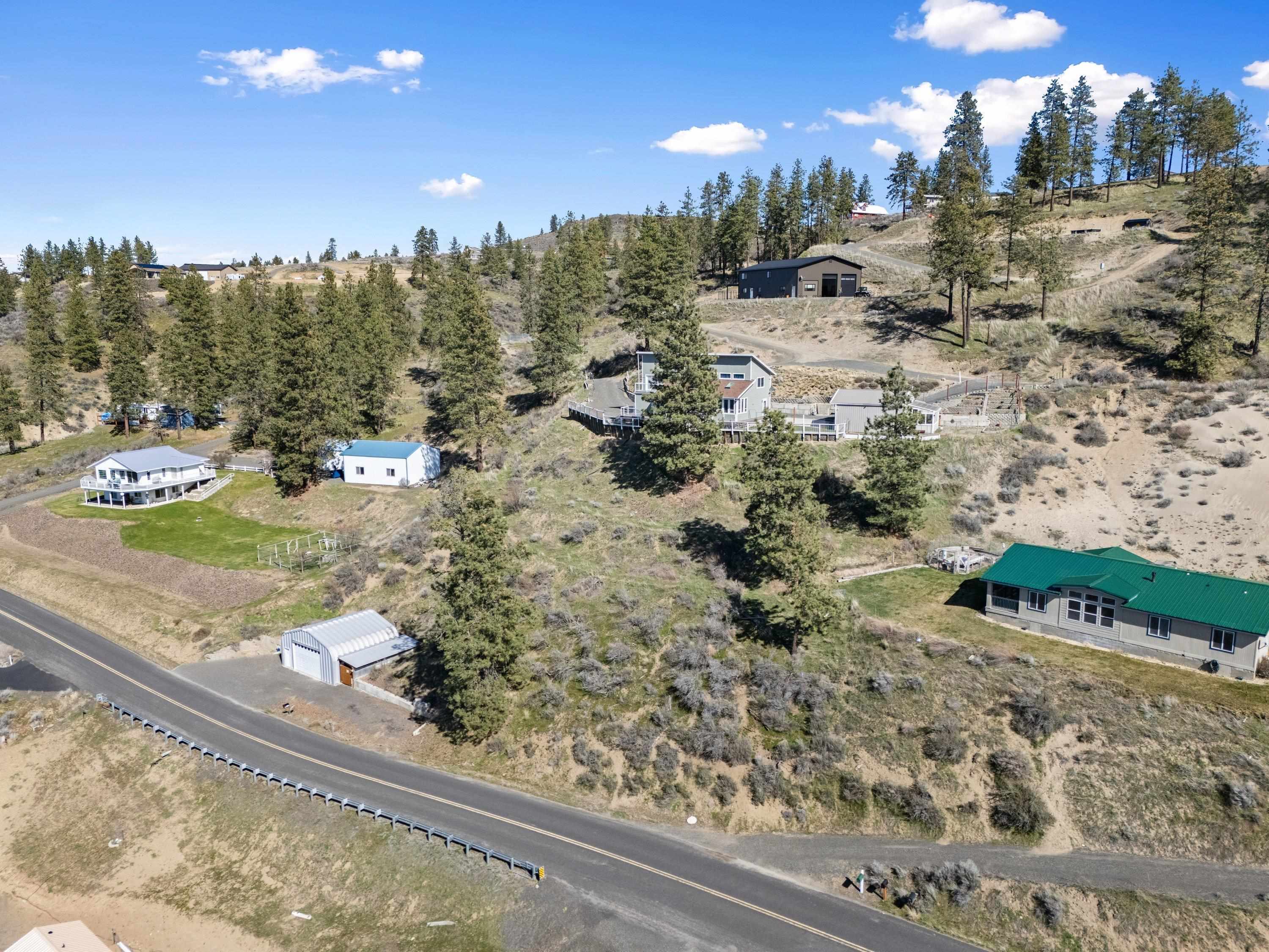 42040 Lakeview Rd. N. - Photo 4