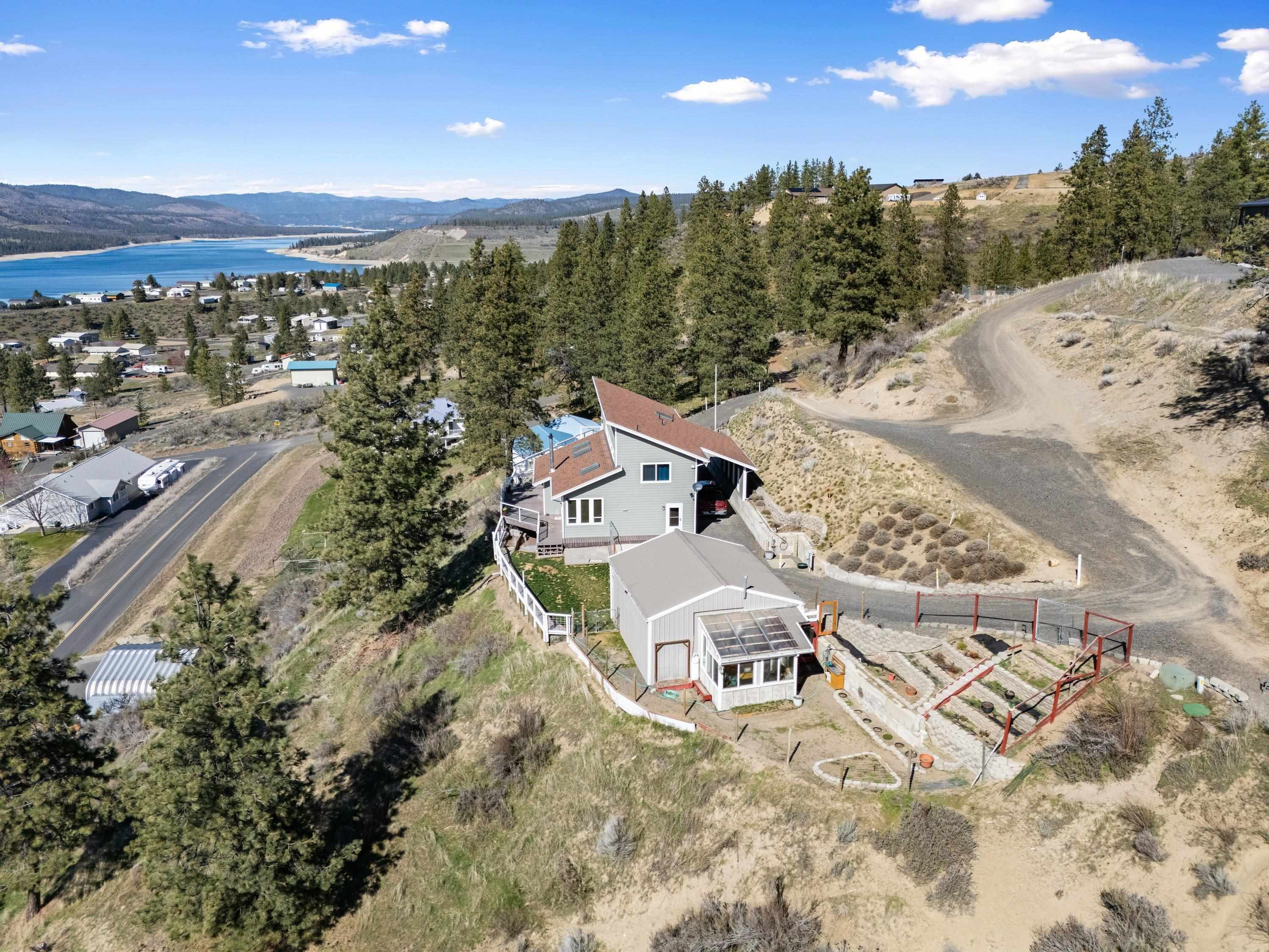 42040 Lakeview Rd. N. - Photo 6