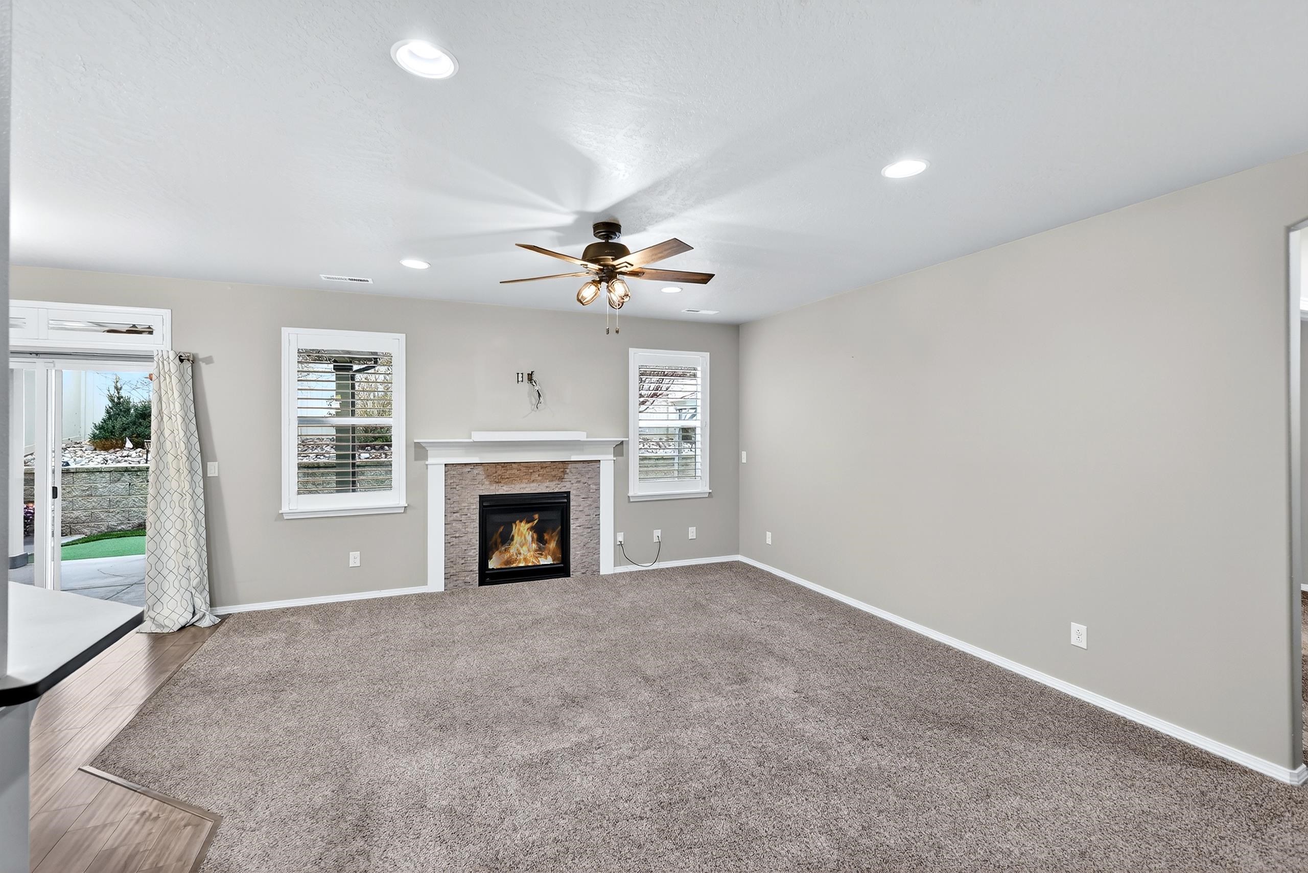 1422 S Girard St - Photo 14