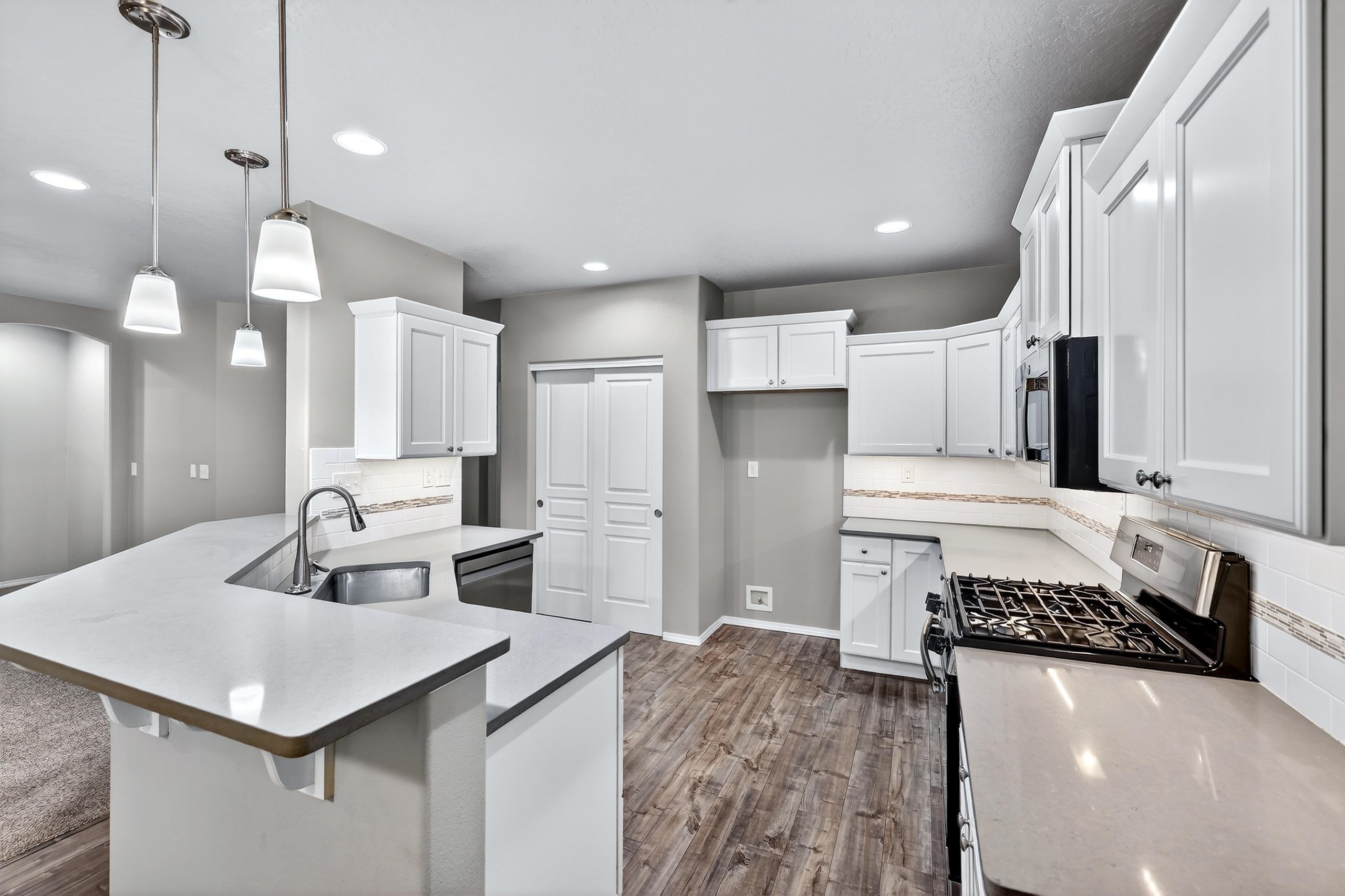 1422 S Girard St - Photo 25