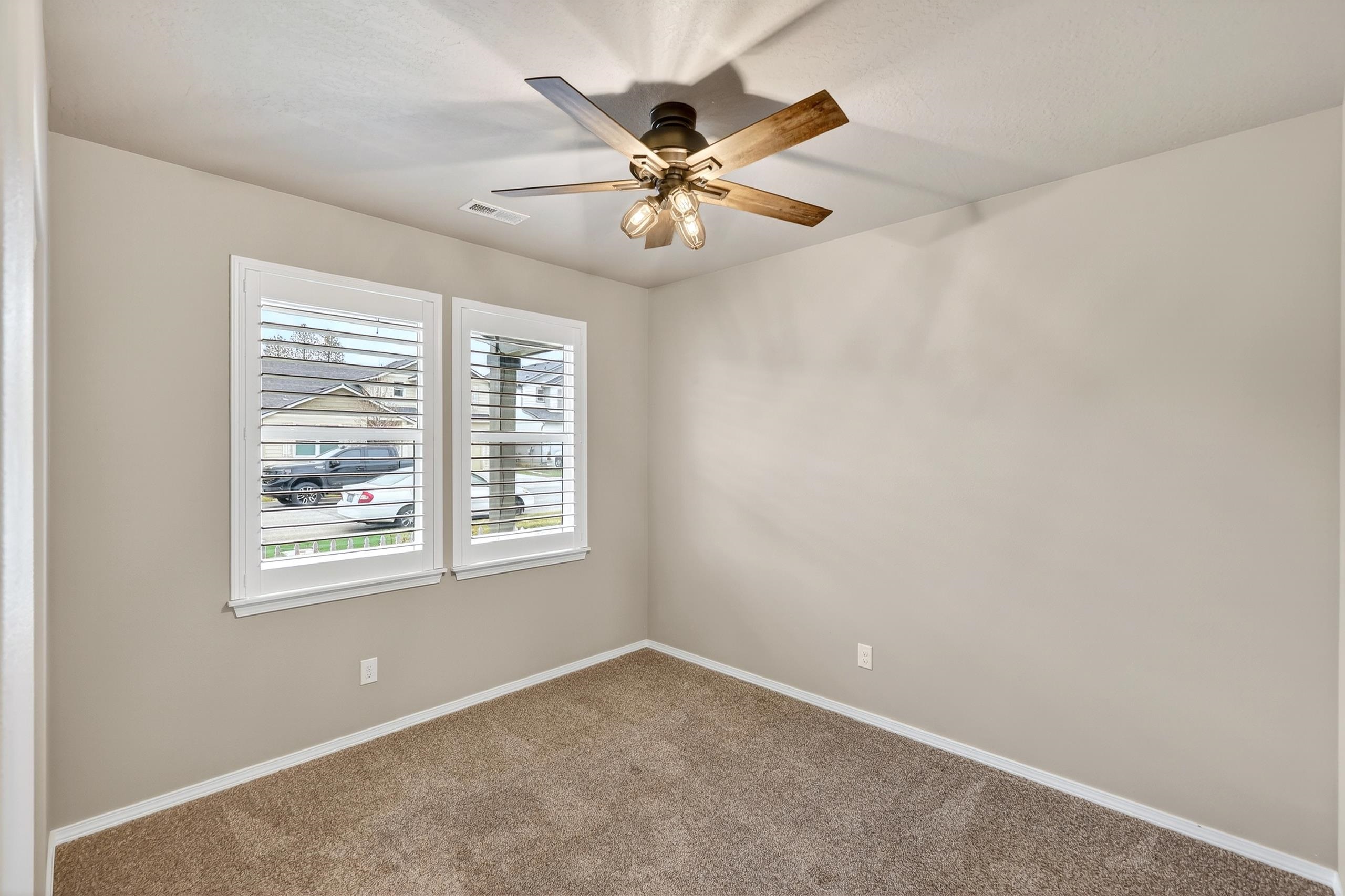 1422 S Girard St - Photo 6
