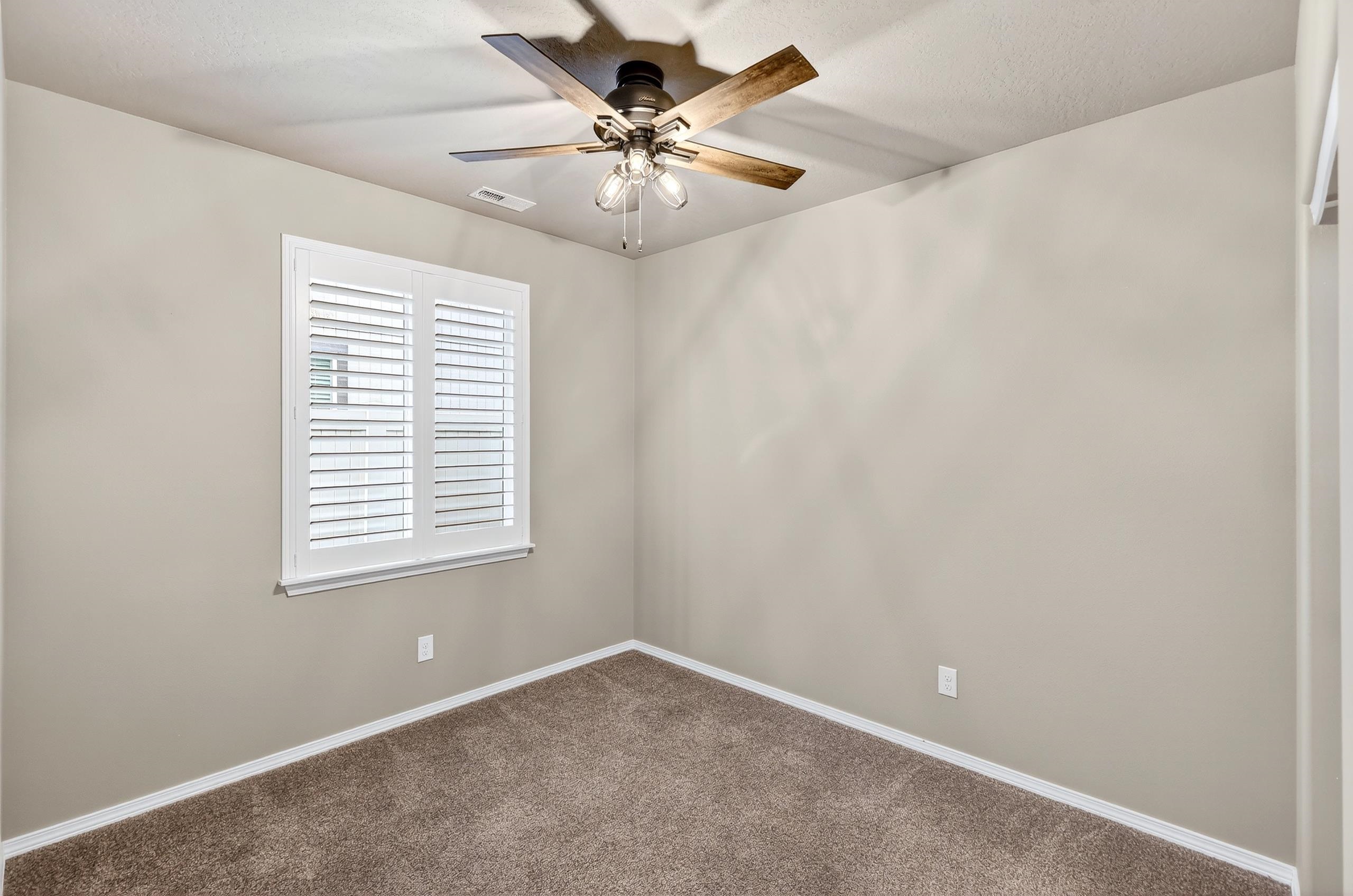1422 S Girard St - Photo 9