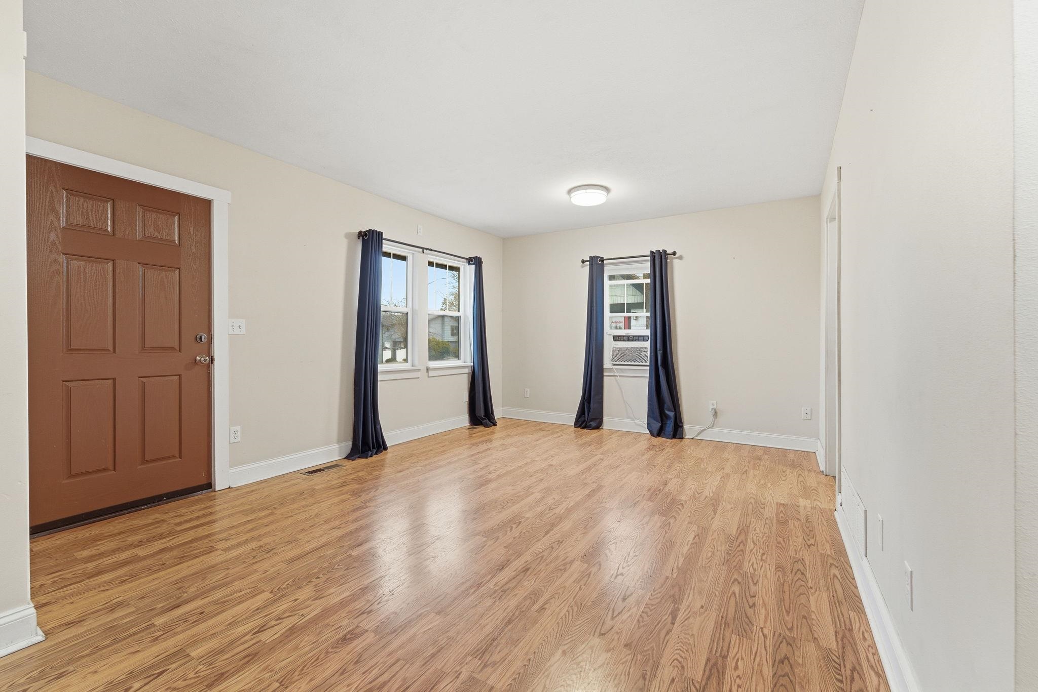 3124 E 29th Ave - Photo 3