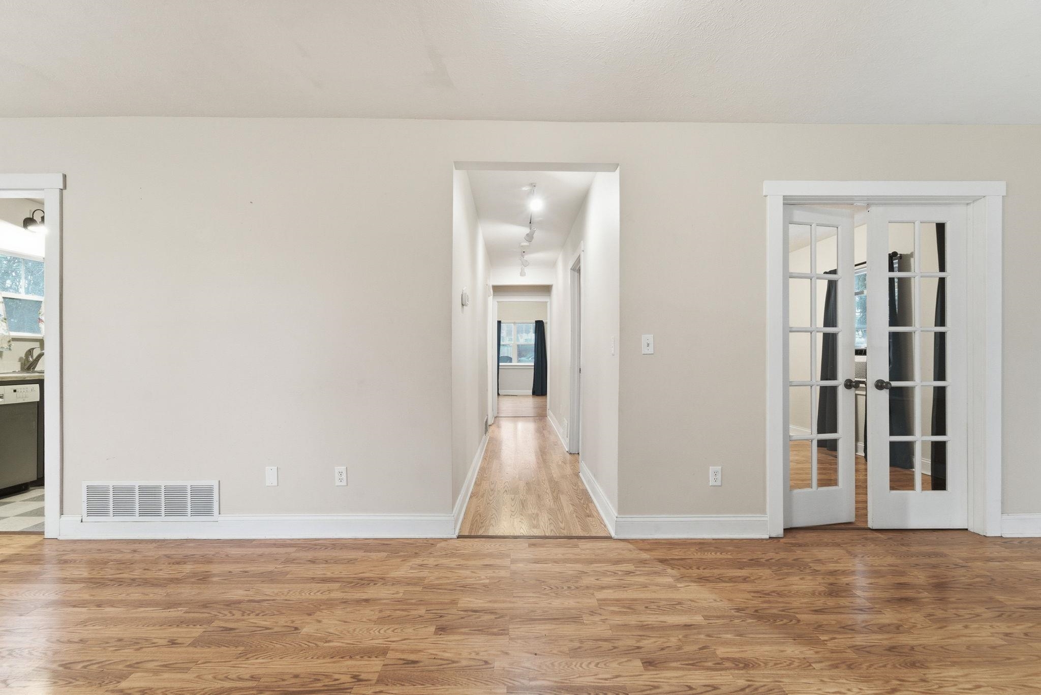 3124 E 29th Ave - Photo 5