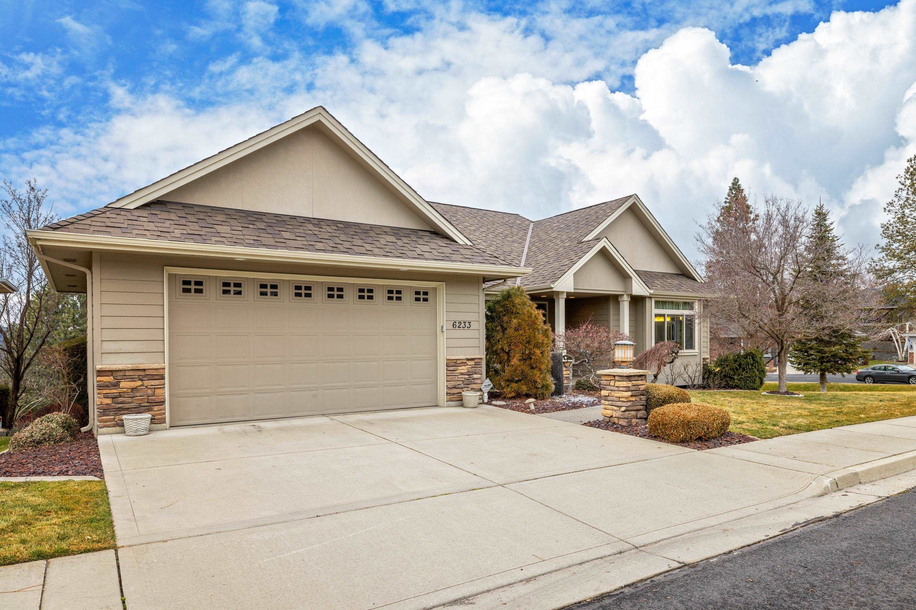 6233 W Shawnee Ave - Photo 2