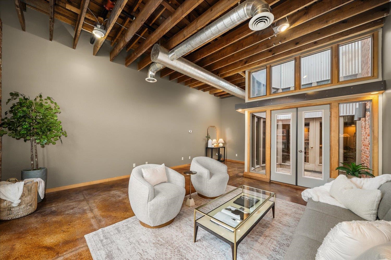 152 S Jefferson St - Photo 5