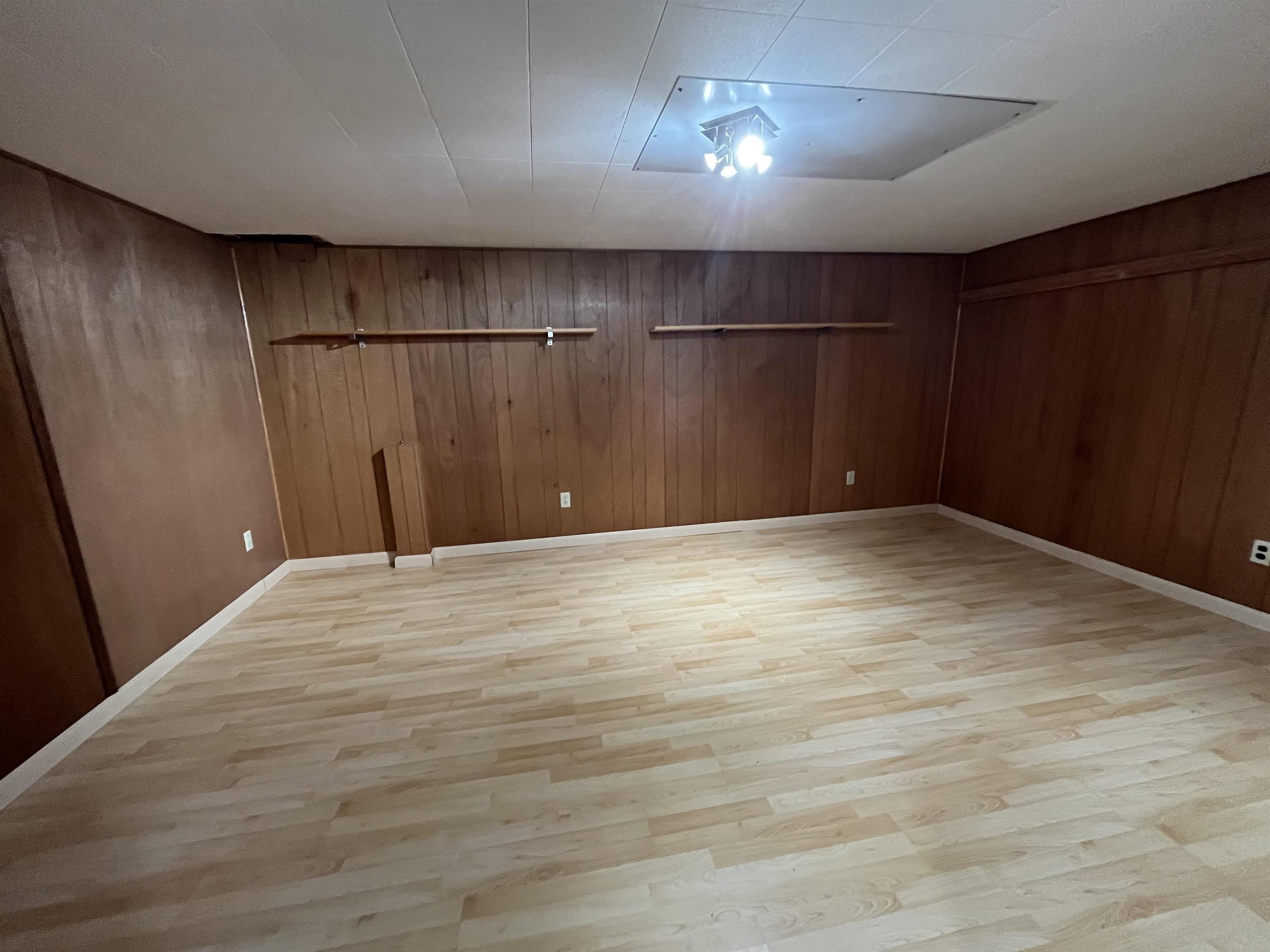 207 W Hoerner Ave - Photo 15
