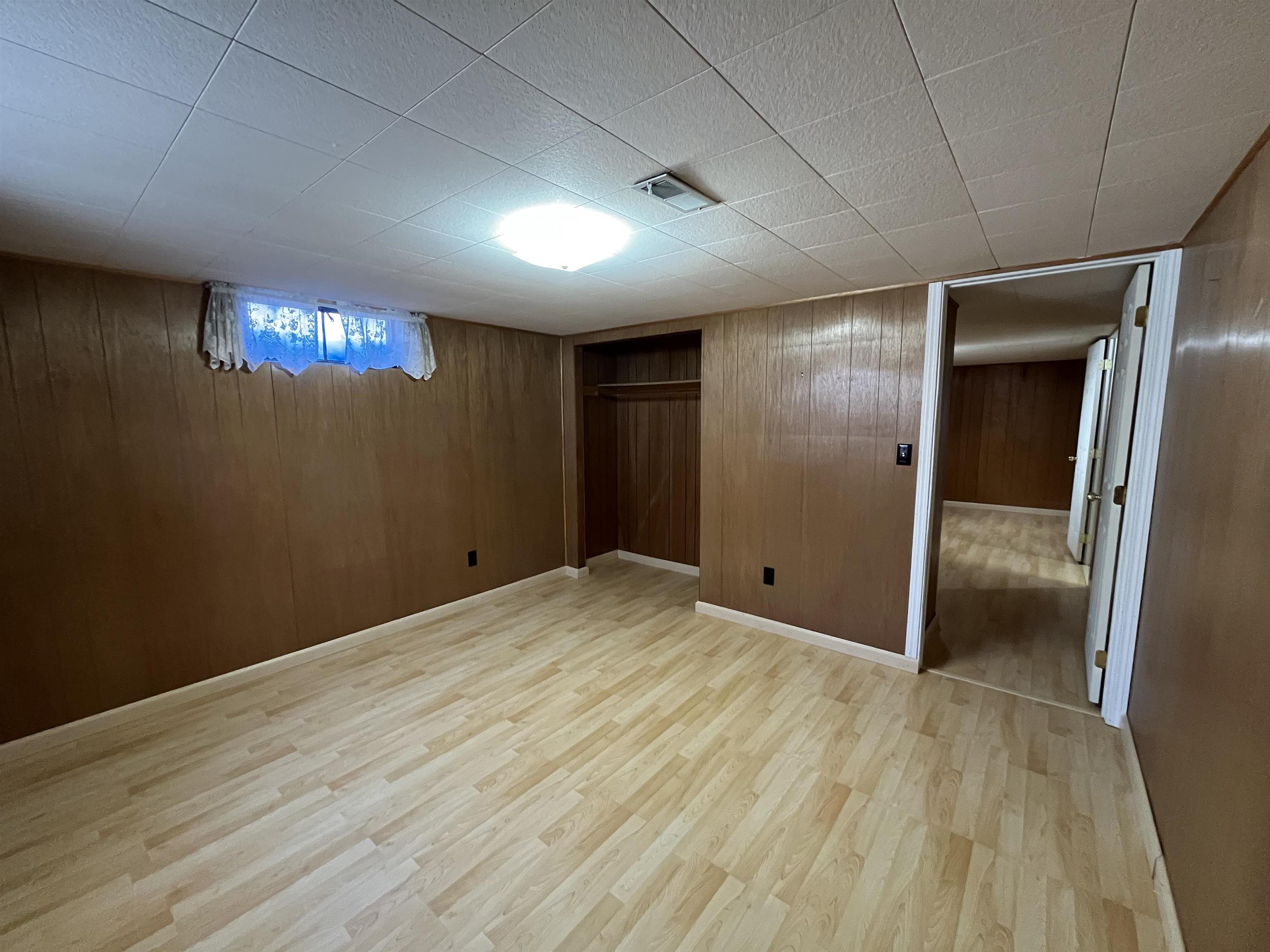 207 W Hoerner Ave - Photo 18