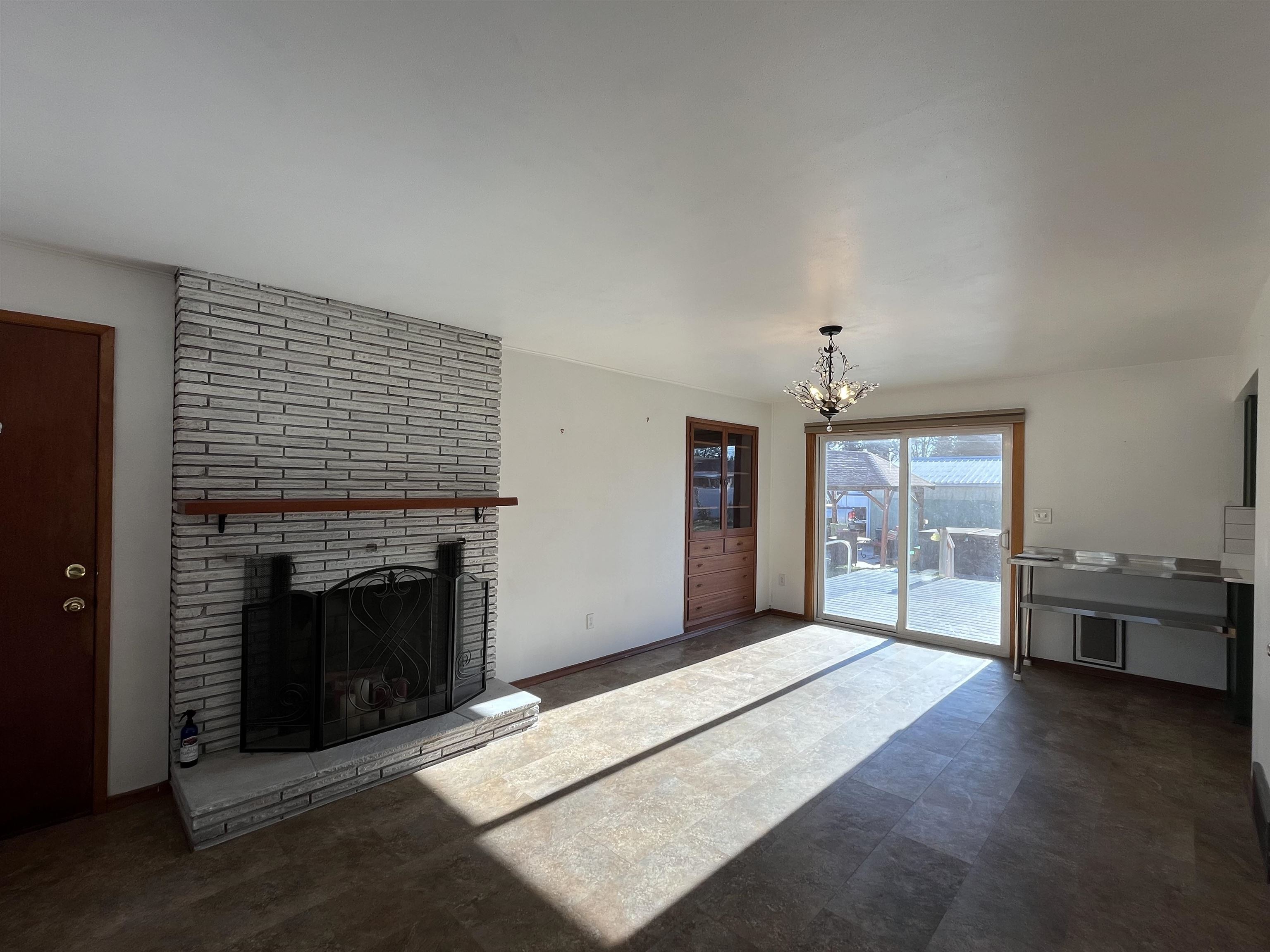 207 W Hoerner Ave - Photo 4