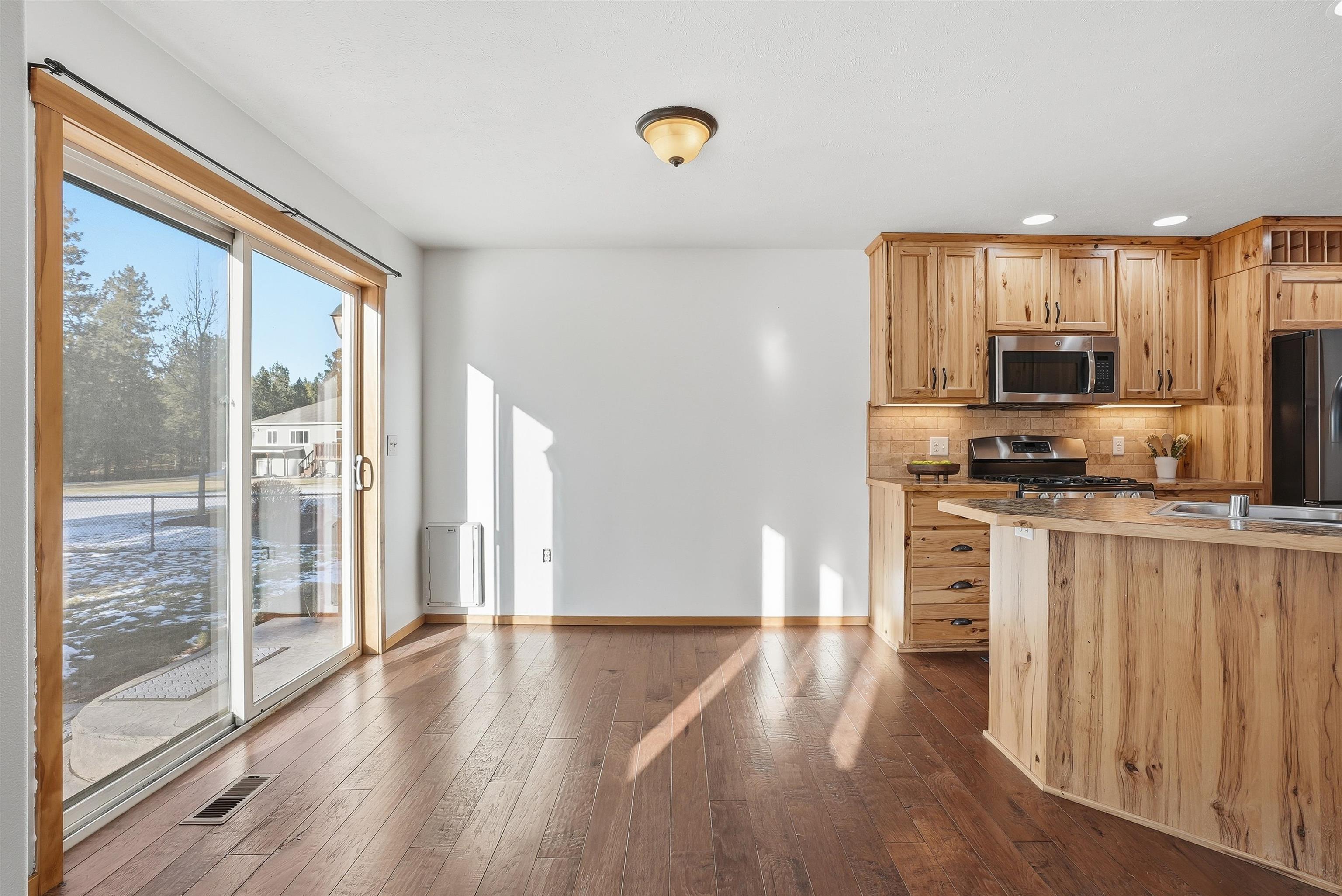 1031 N High Desert Dr - Photo 12