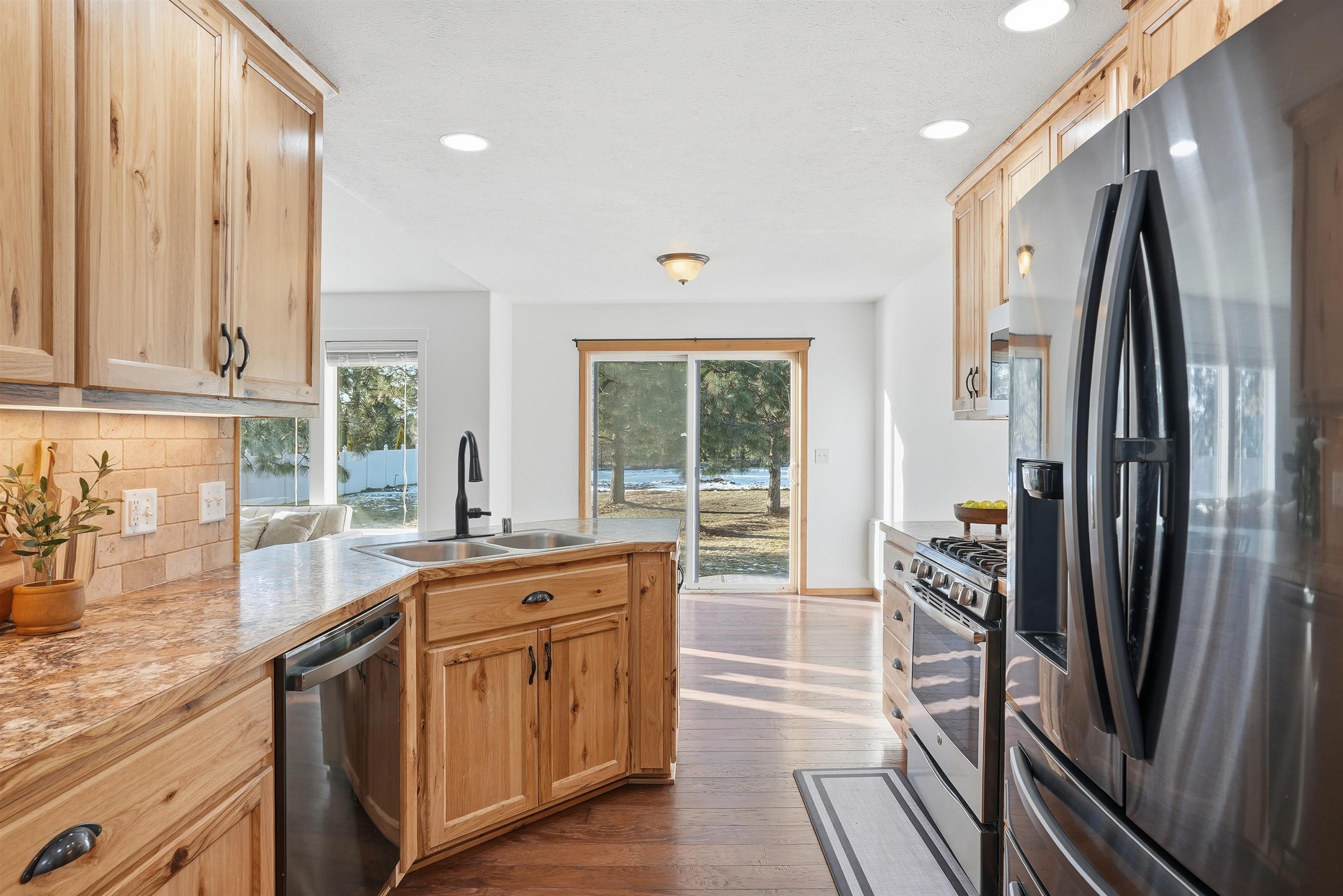 1031 N High Desert Dr - Photo 16