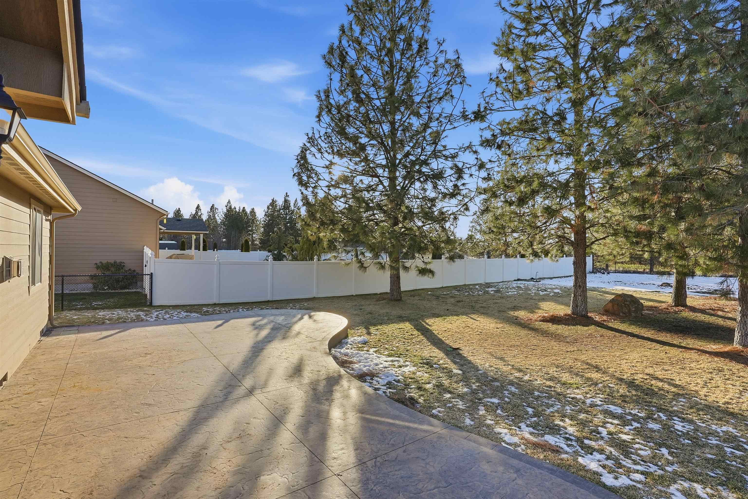 1031 N High Desert Dr - Photo 29