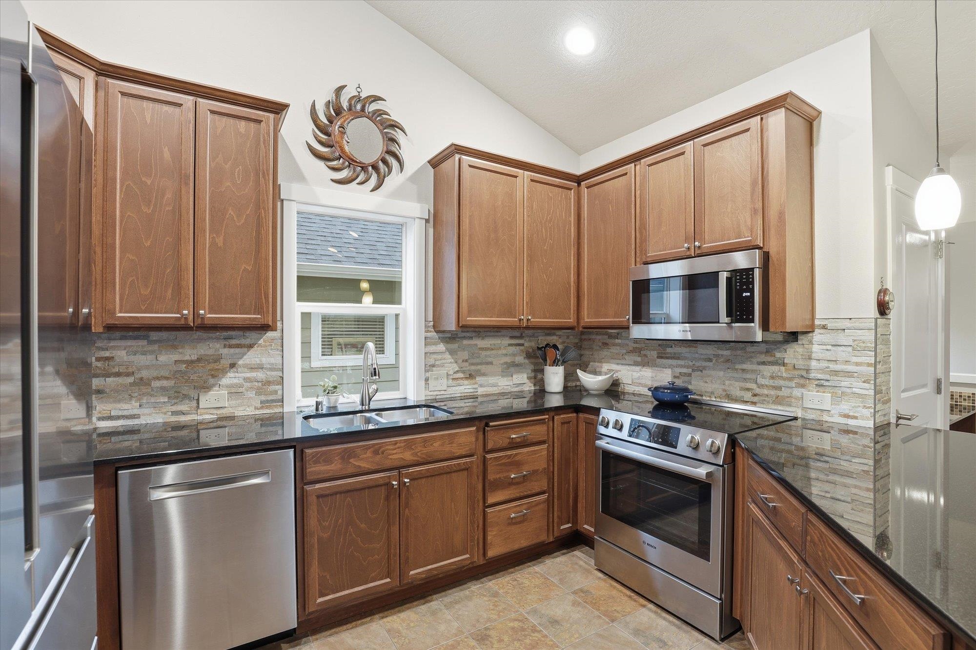 9002 N Sundance Dr - Photo 11