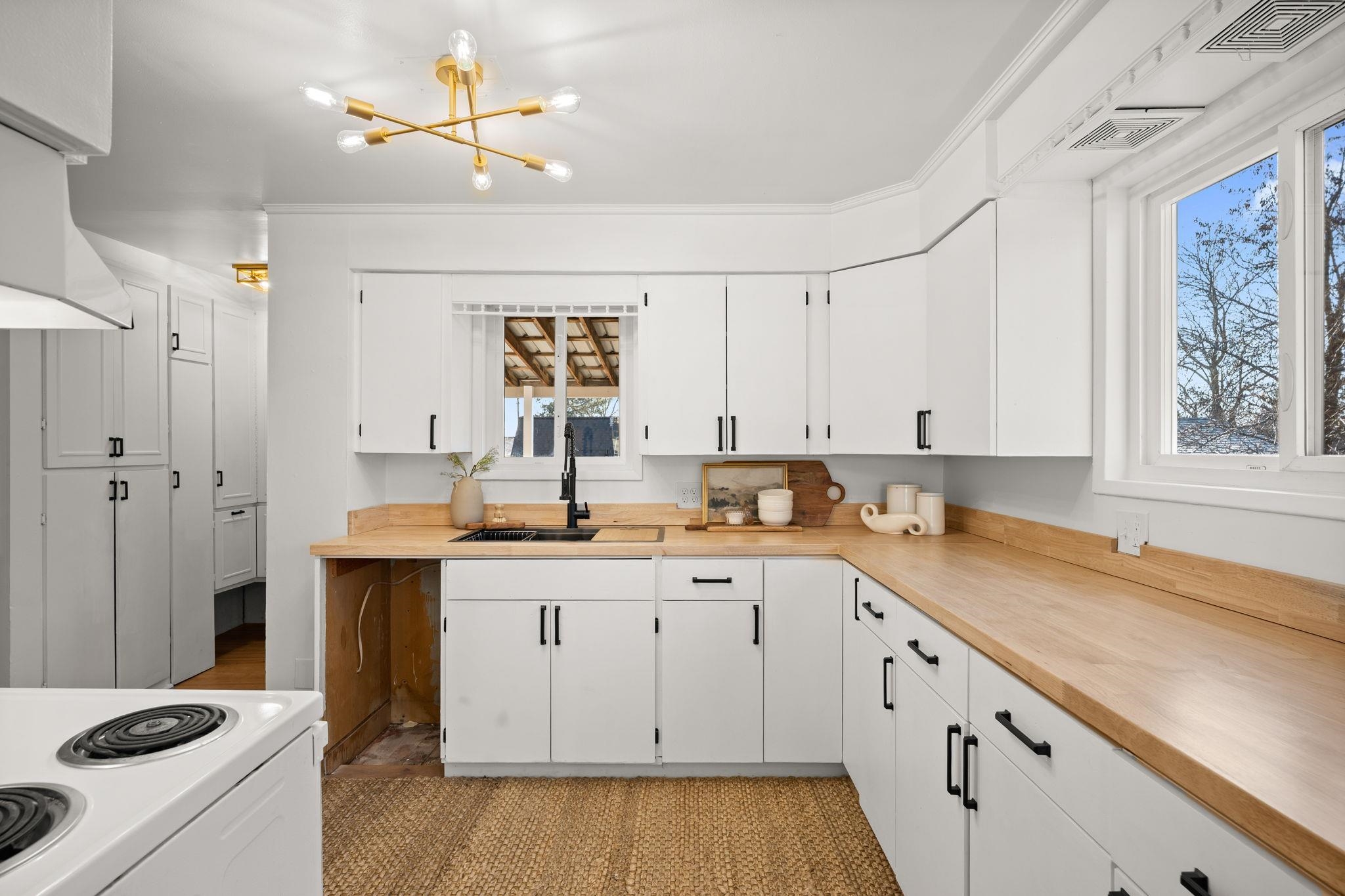 1624 E Bridgeport Ave - Photo 10