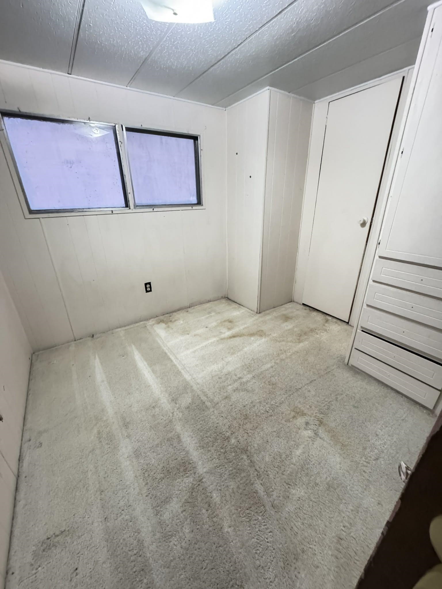 107 E 4th Ave - Photo 12