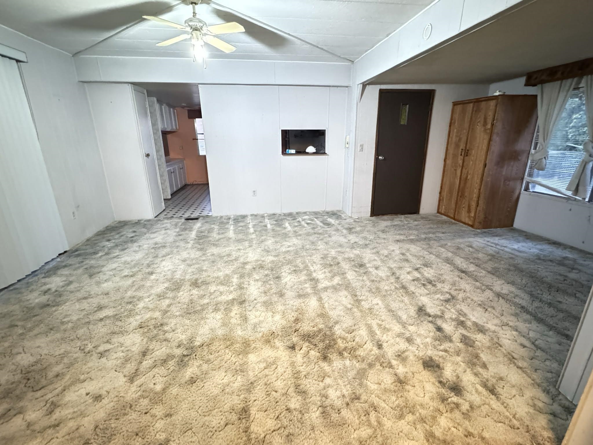107 E 4th Ave - Photo 10