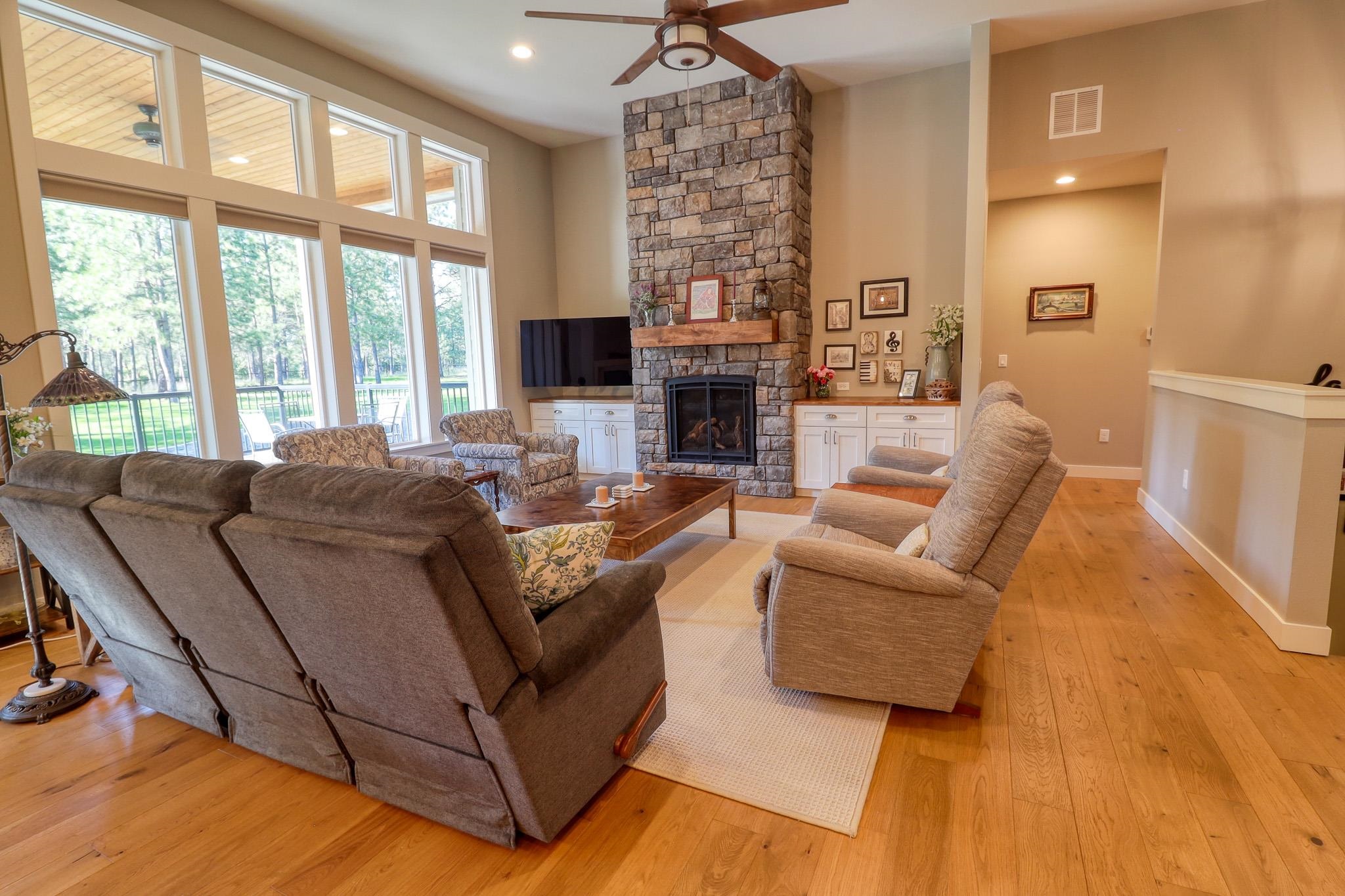 3319 E Elena Ln - Photo 6