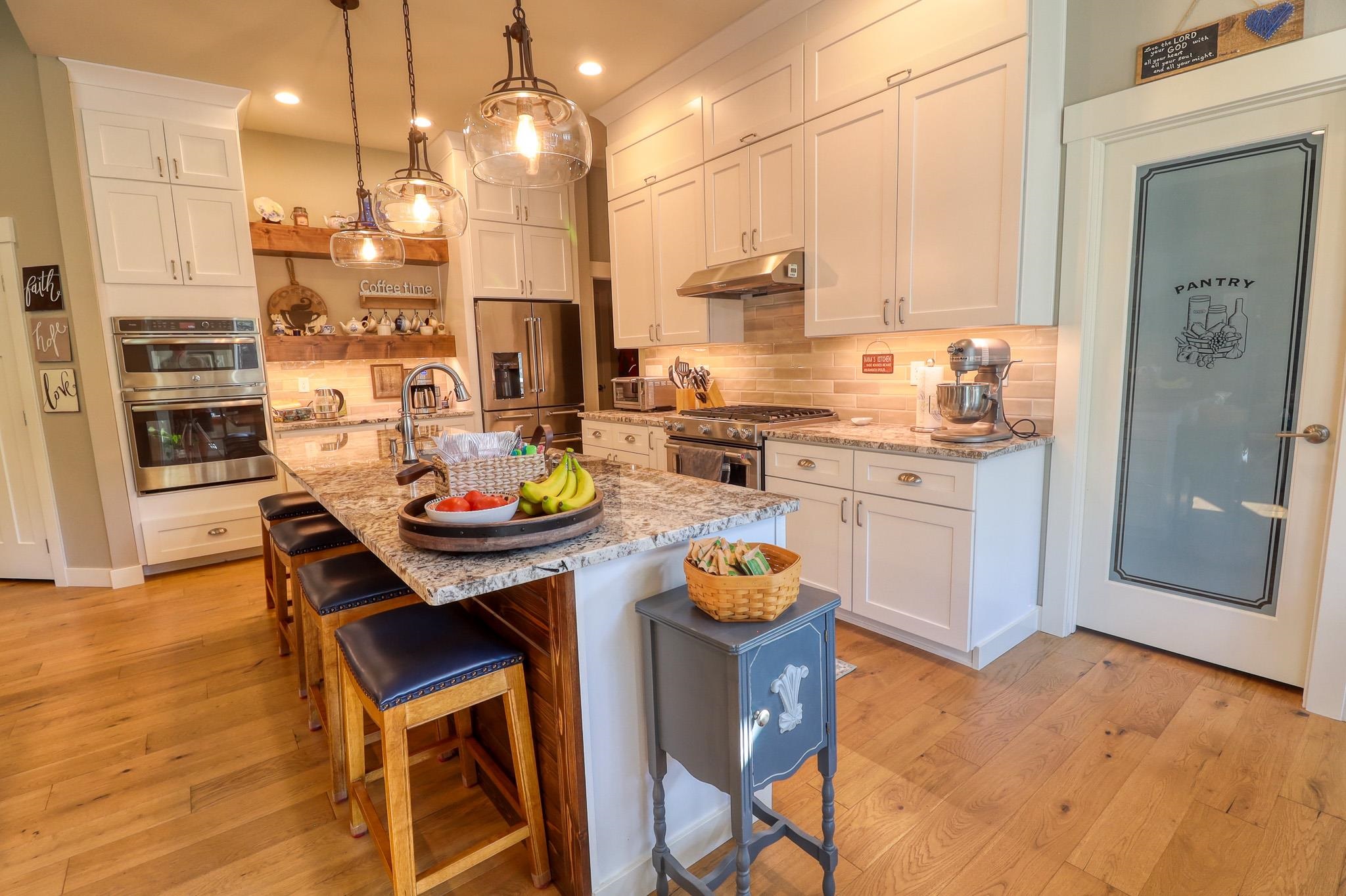 3319 E Elena Ln - Photo 7