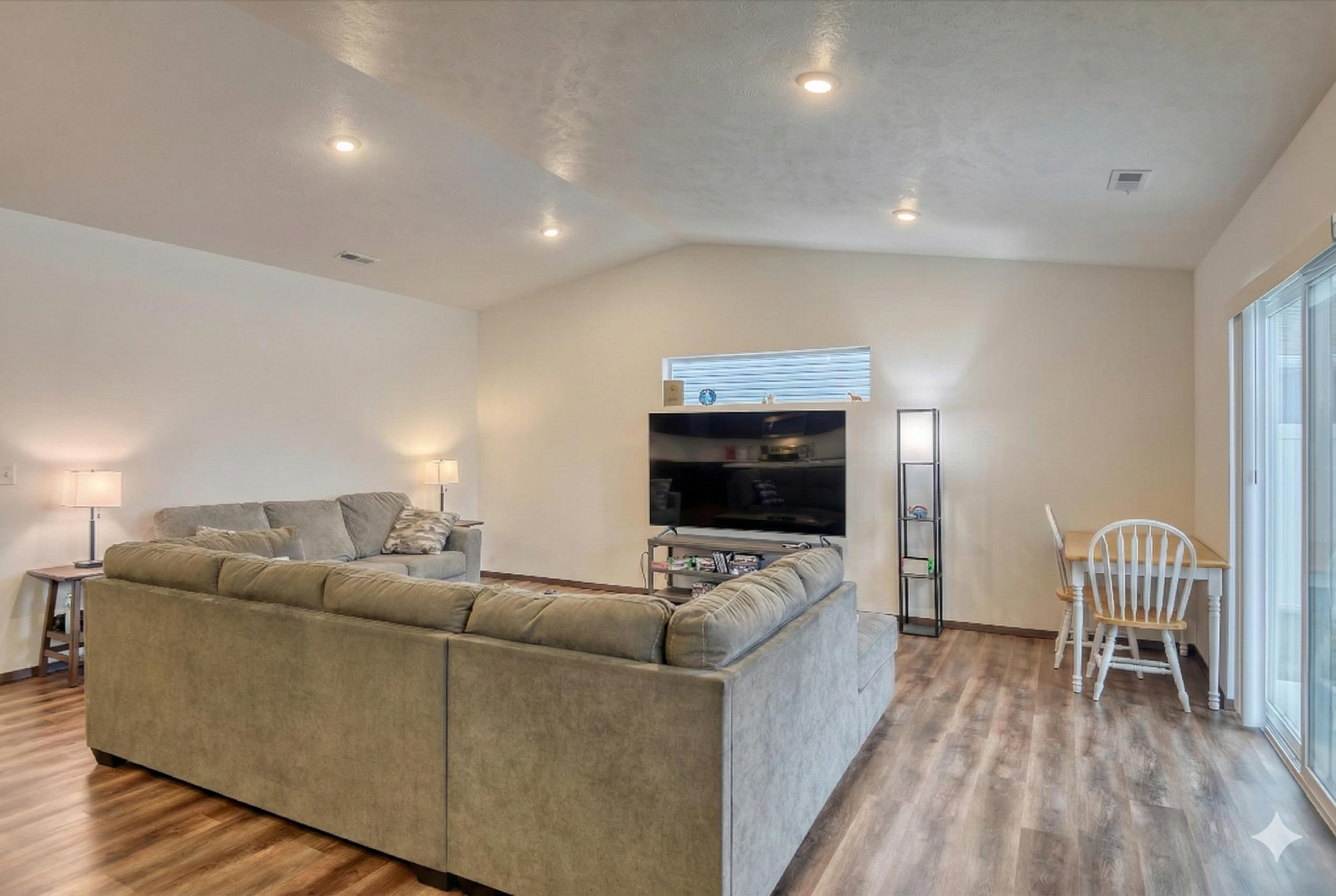 10330 W Salmonberry Rd - Photo 5
