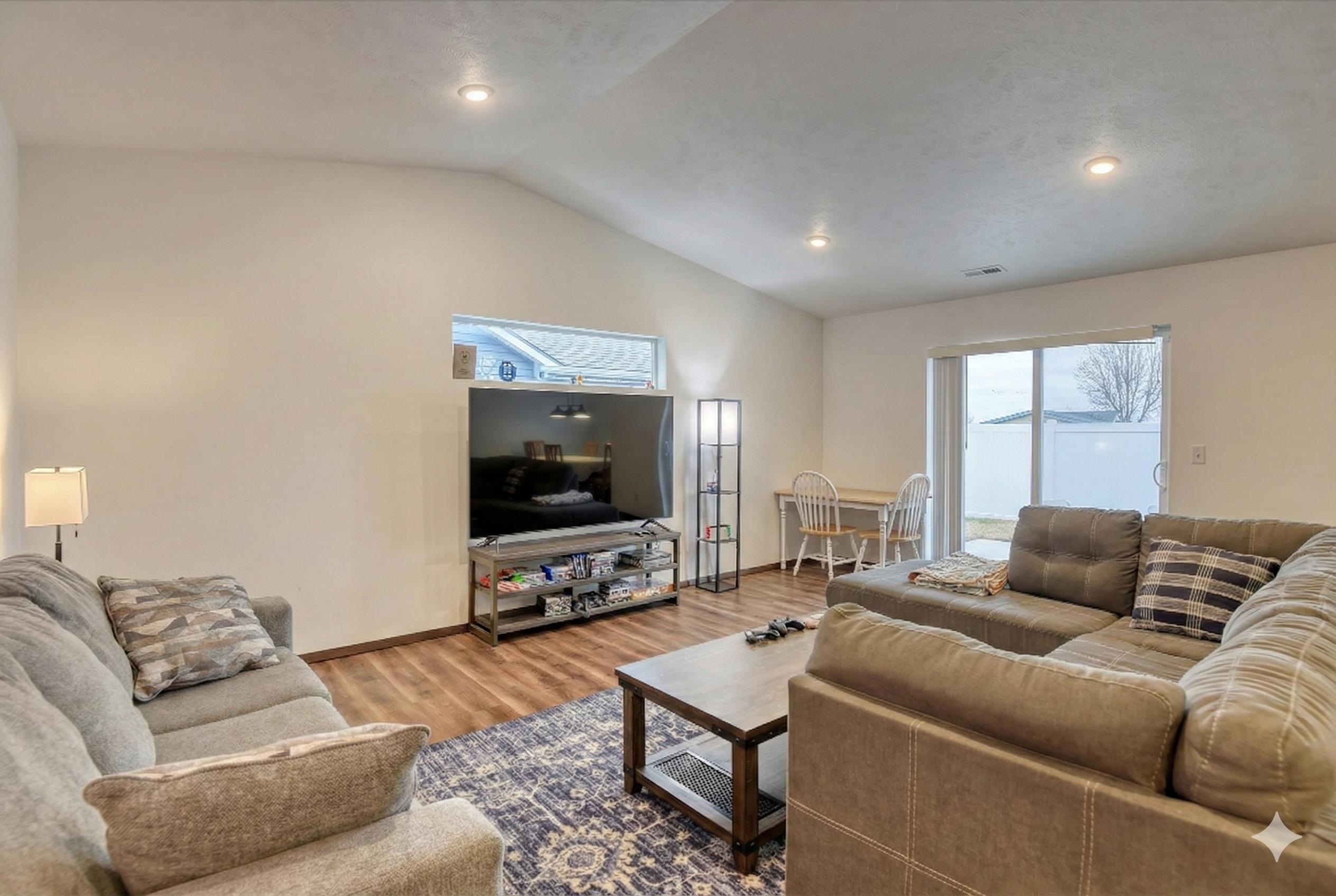 10330 W Salmonberry Rd - Photo 7