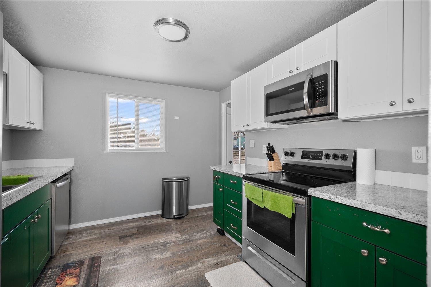 604 E COLUMBIA Ave - Photo 11