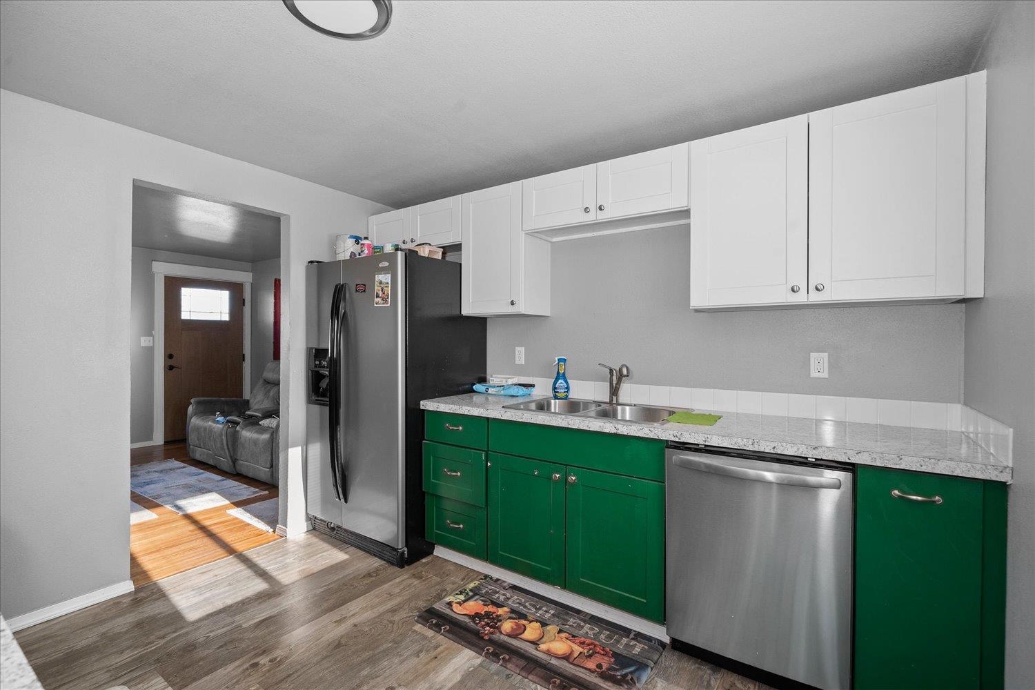 604 E COLUMBIA Ave - Photo 12