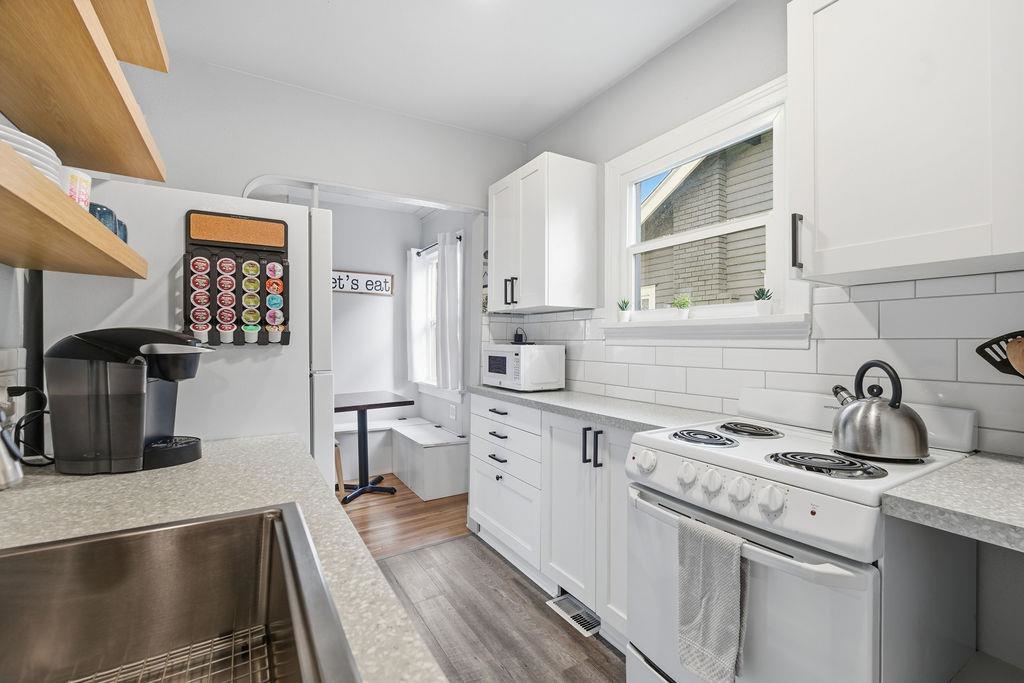 608 E 33rd Ave - Photo 17