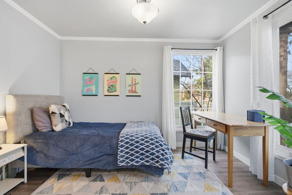 608 E 33rd Ave - Photo 8