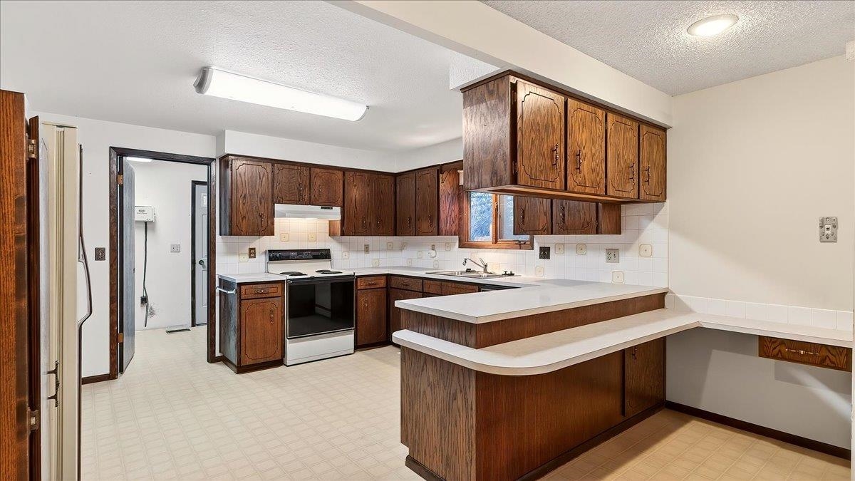 2426 S Houk Rd - Photo 12