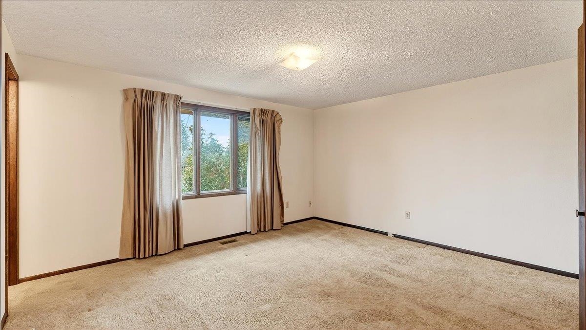 2426 S Houk Rd - Photo 18