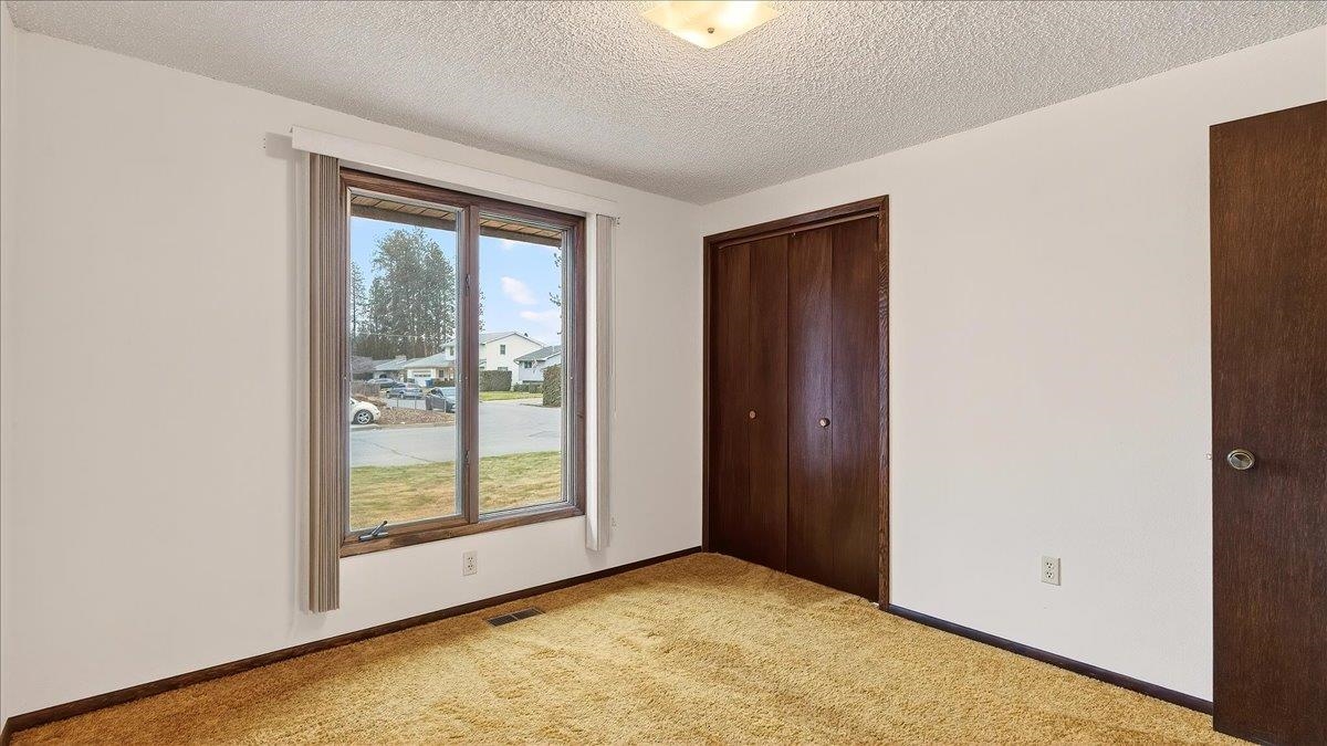 2426 S Houk Rd - Photo 22
