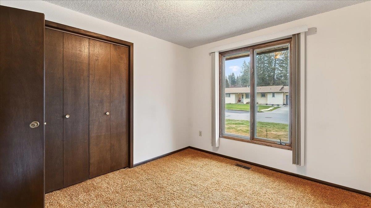 2426 S Houk Rd - Photo 25